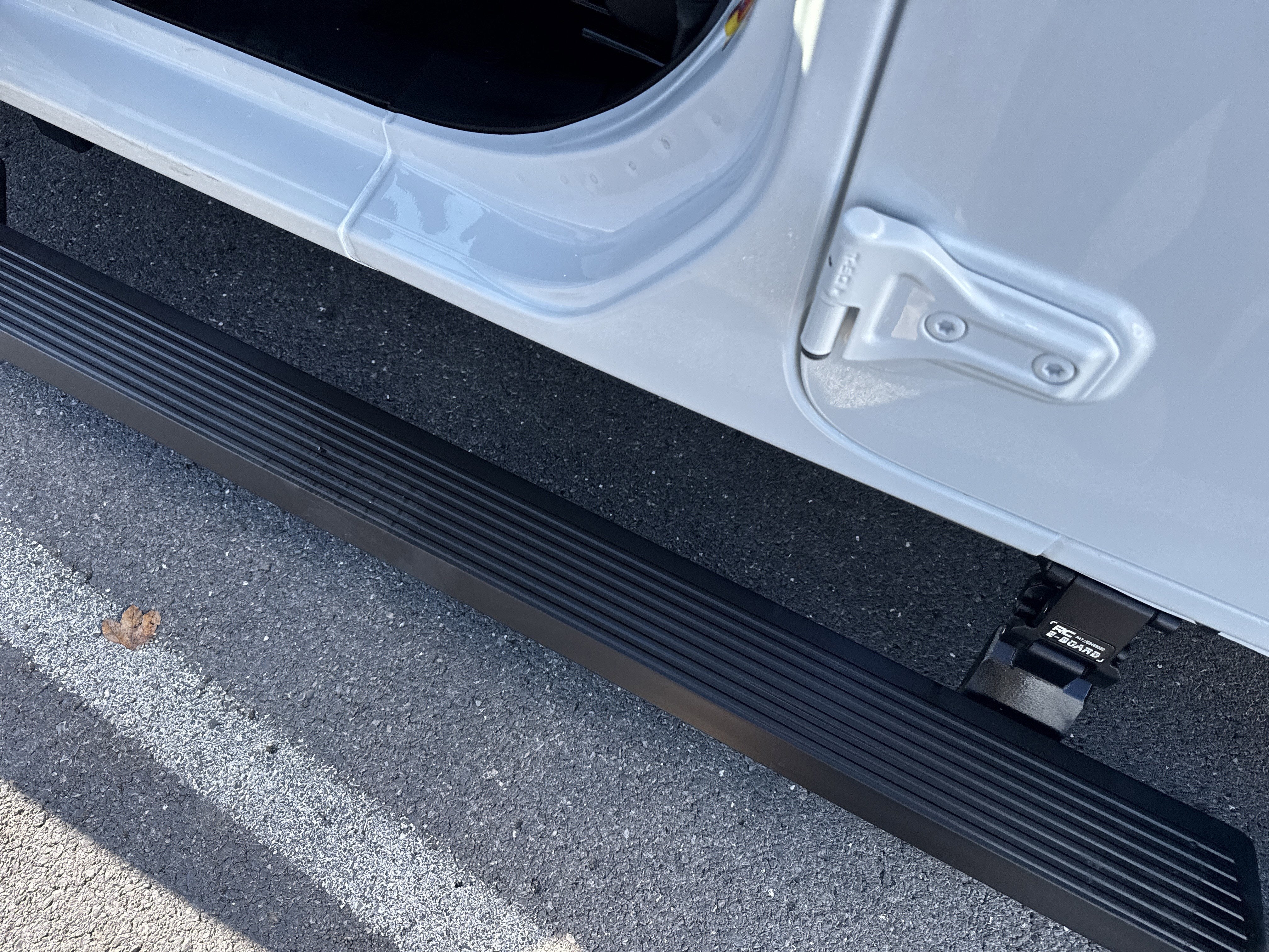 2024 Jeep WRANGLER UNL SPORT S