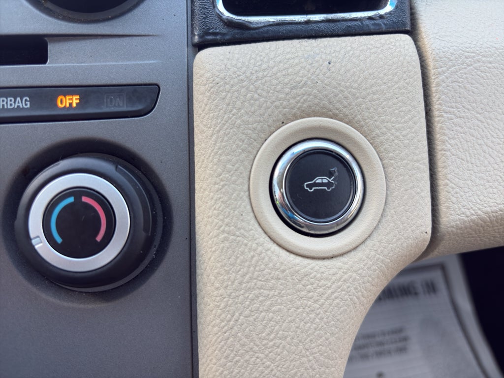 2018 Ford Taurus SE