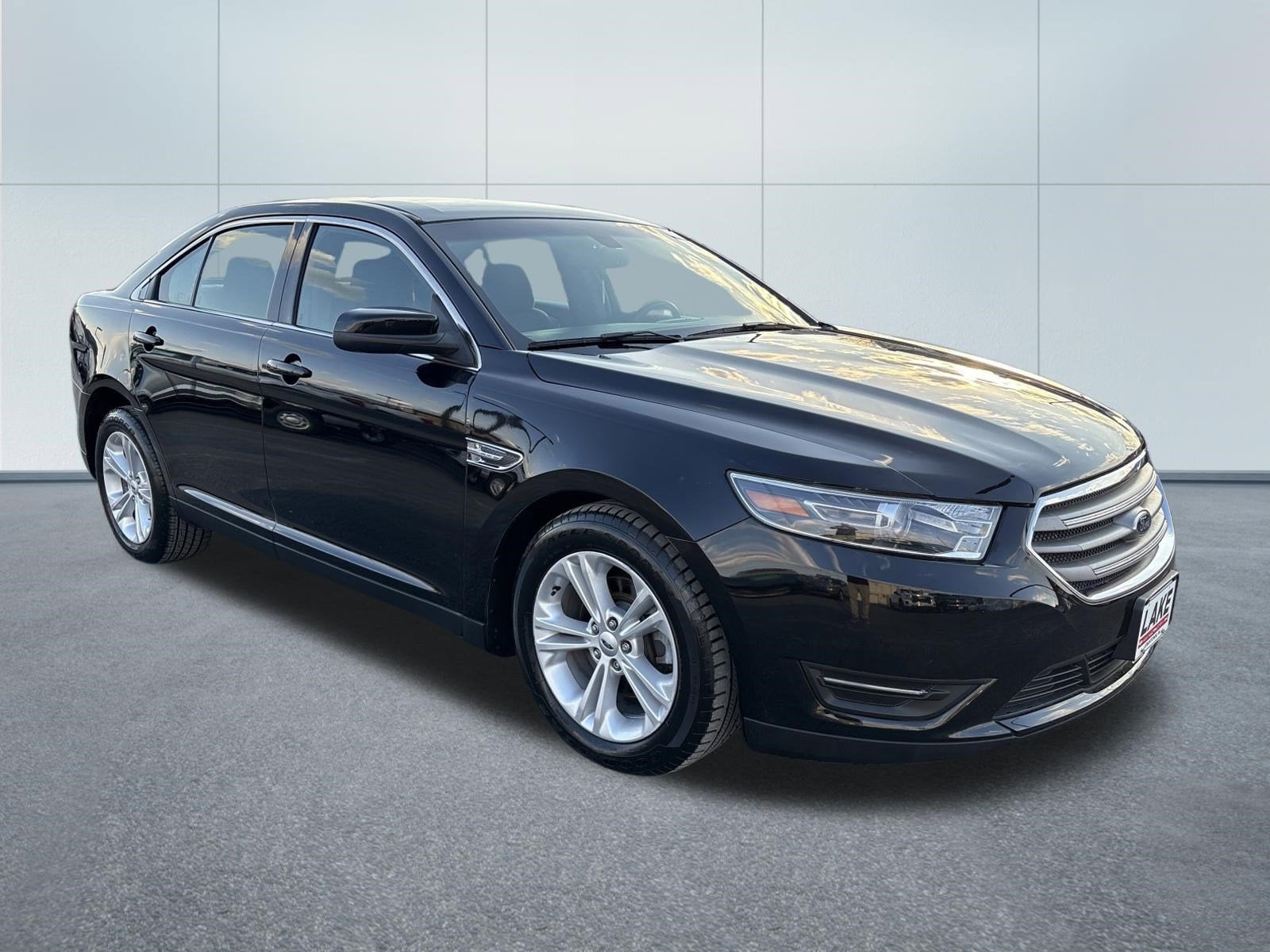 2016 Ford TAURUS SEL