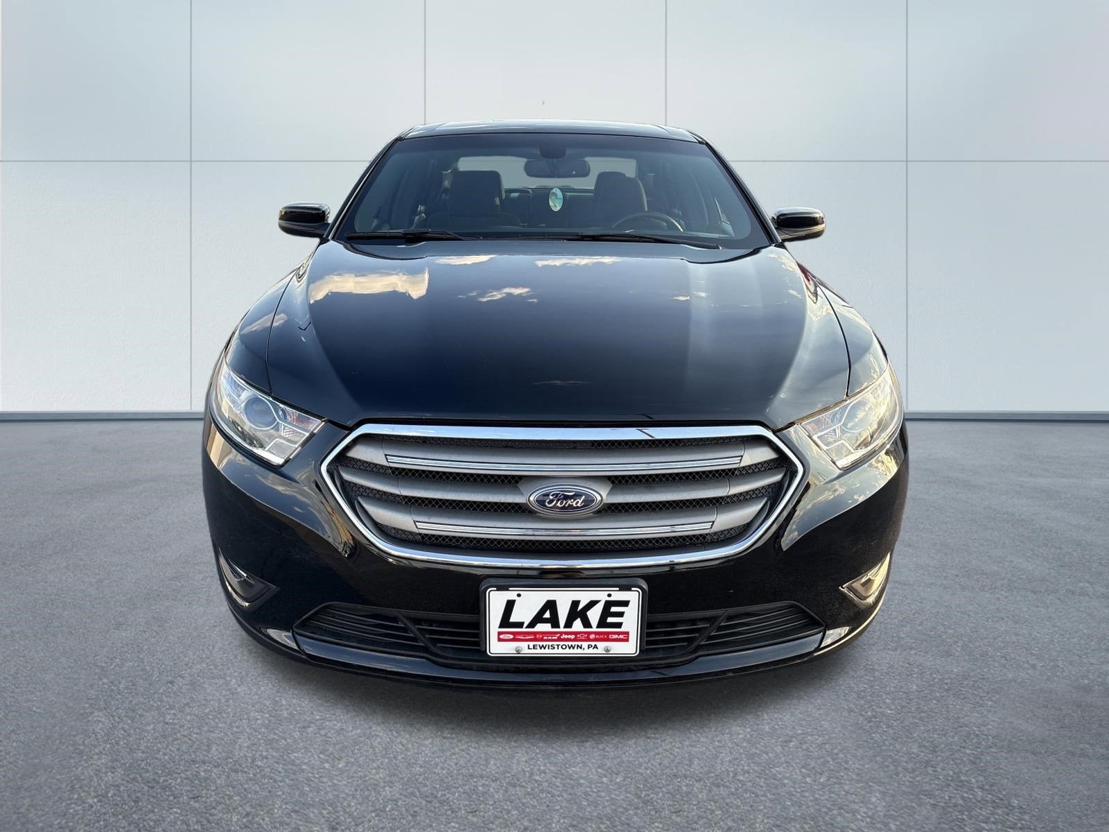 2016 Ford TAURUS SEL