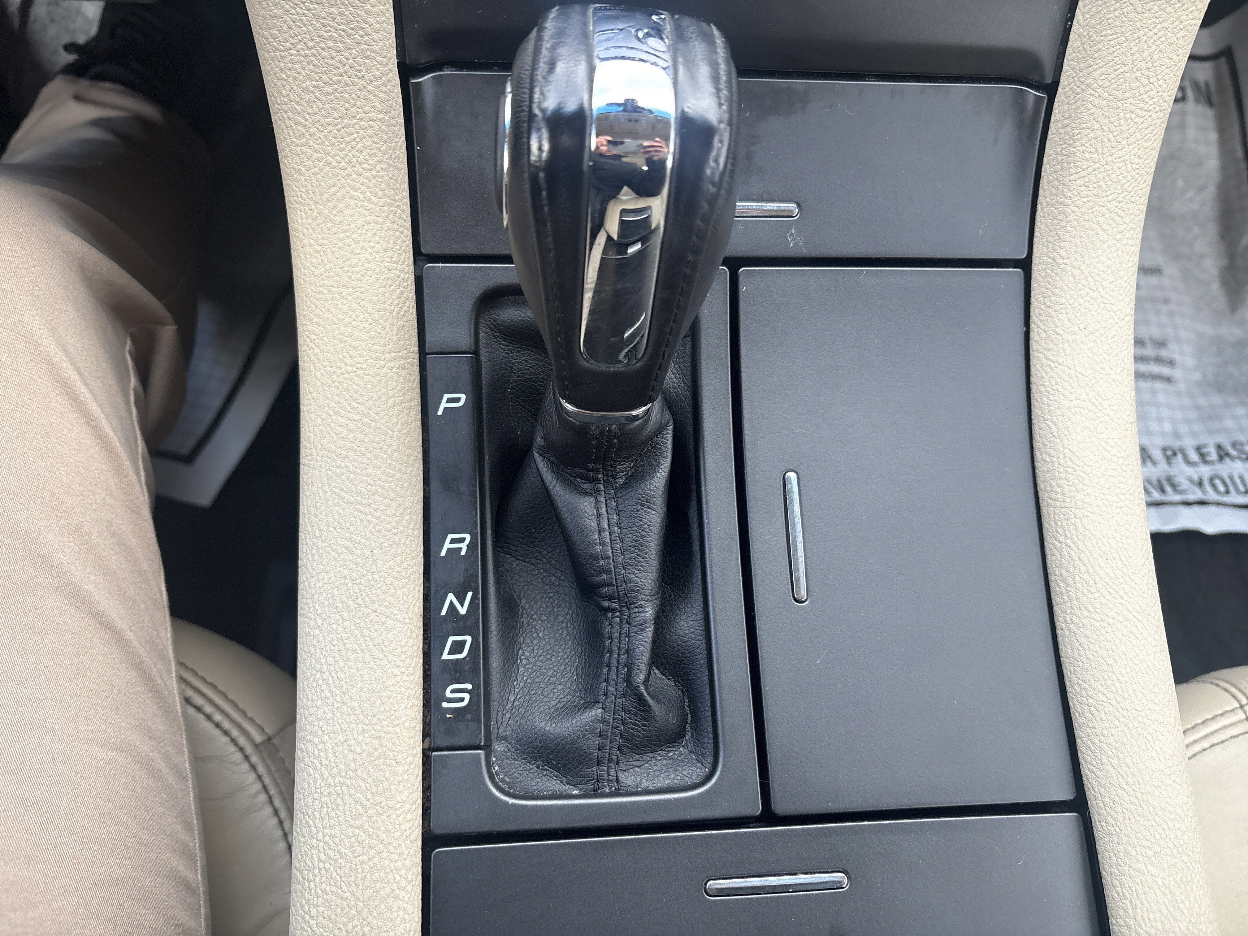 2016 Ford TAURUS LIMITED