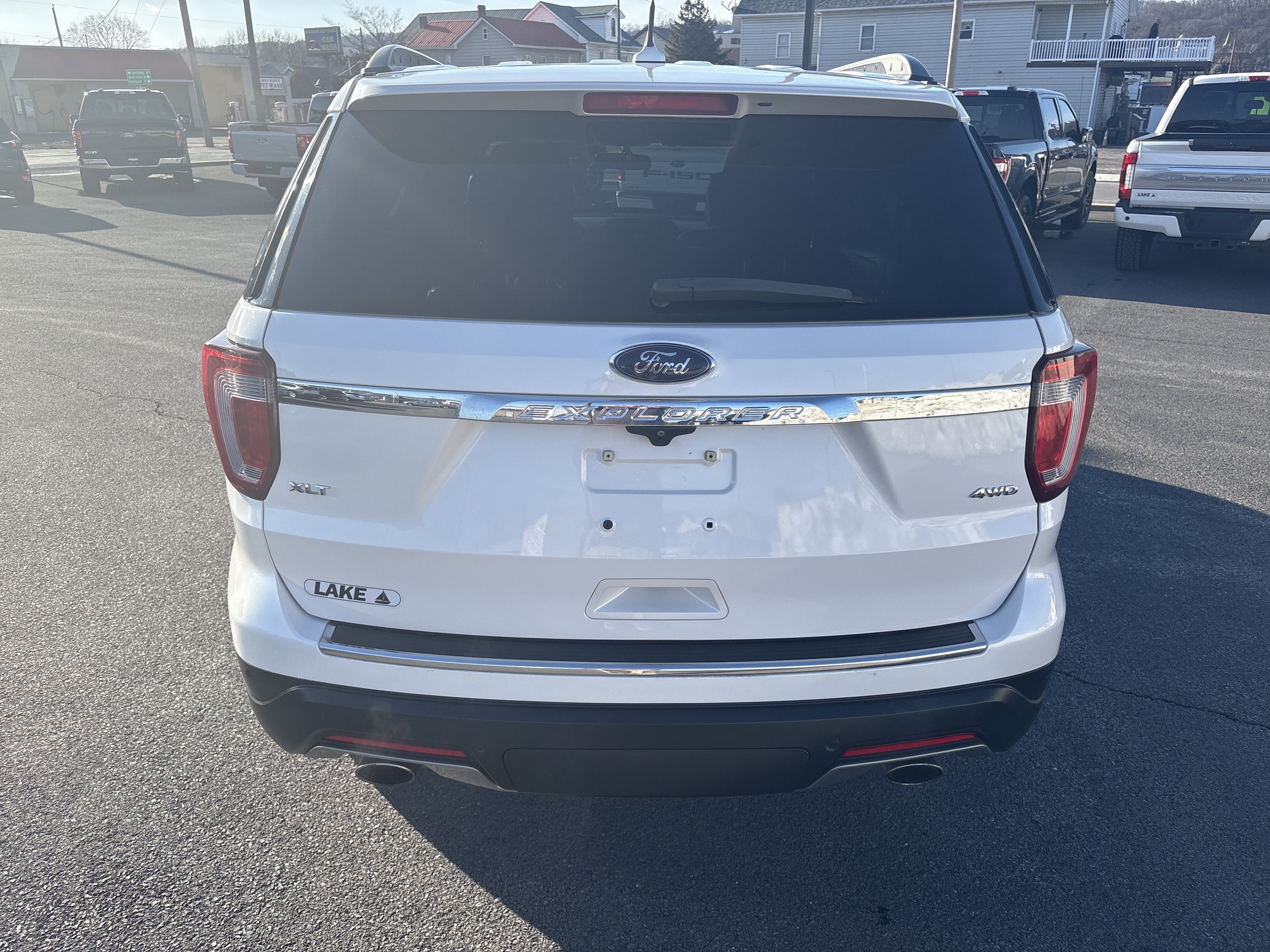 2018 Ford EXPLORER XLT