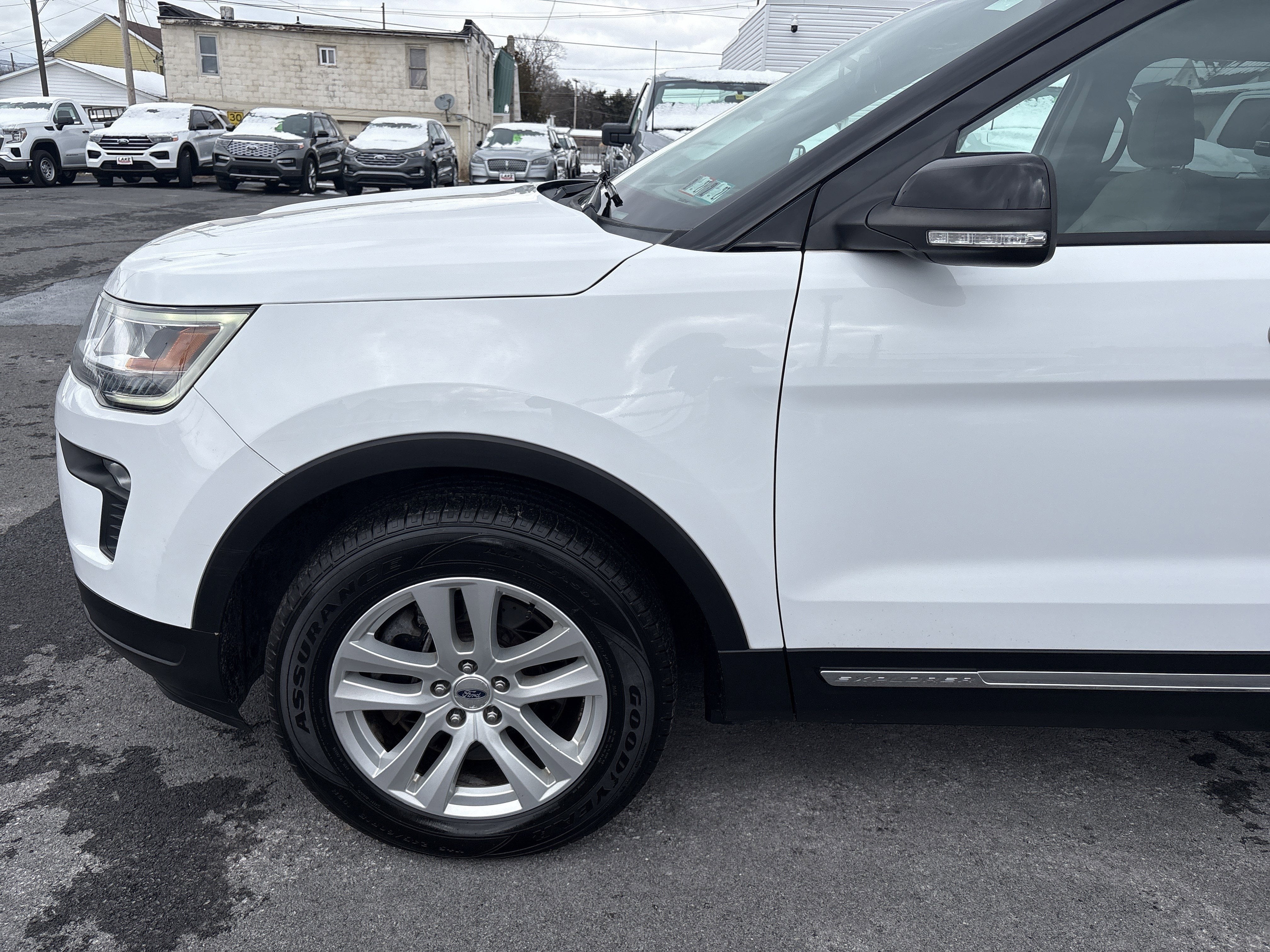 2018 Ford EXPLORER XLT