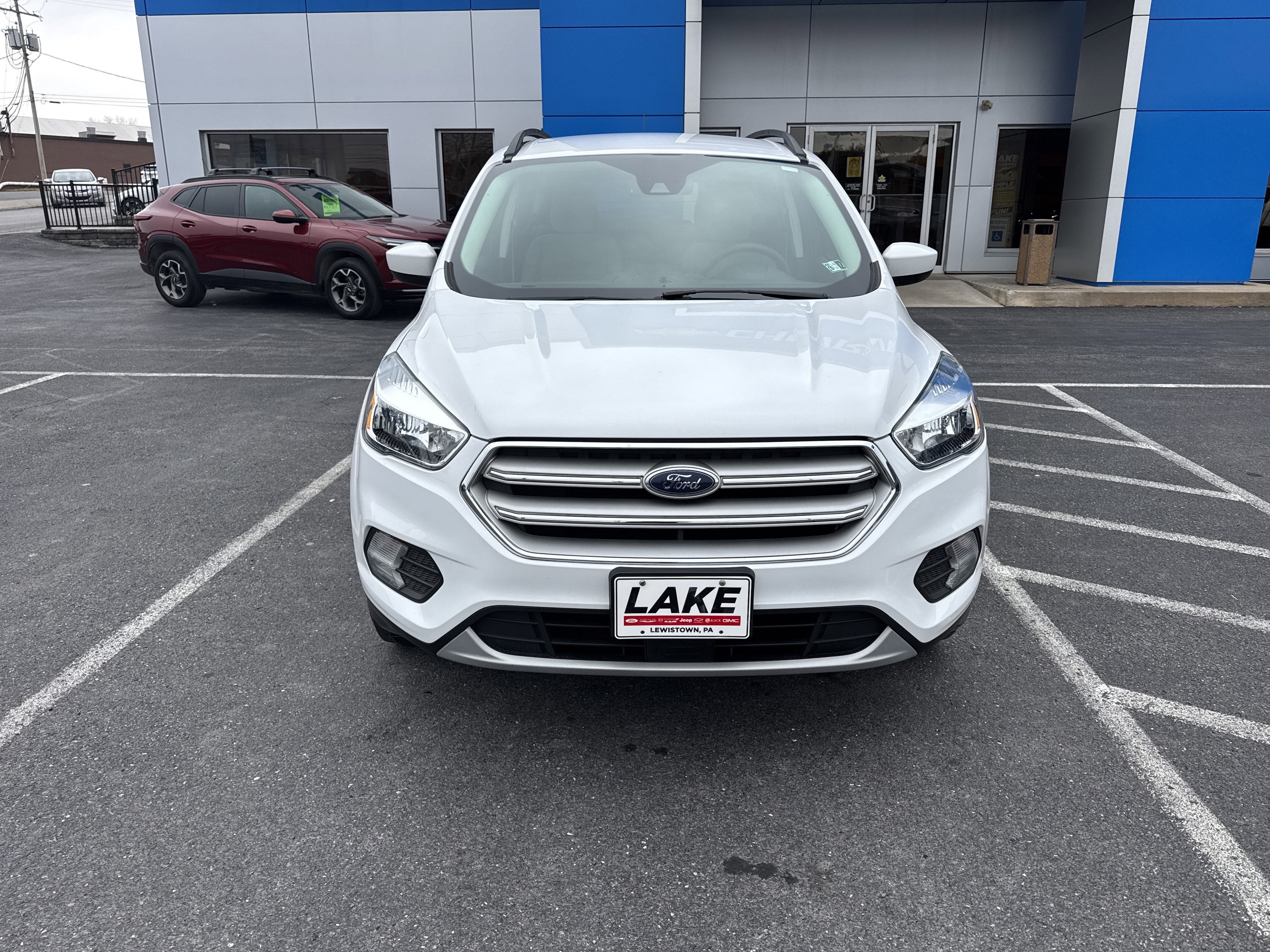 2018 Ford ESCAPE SE