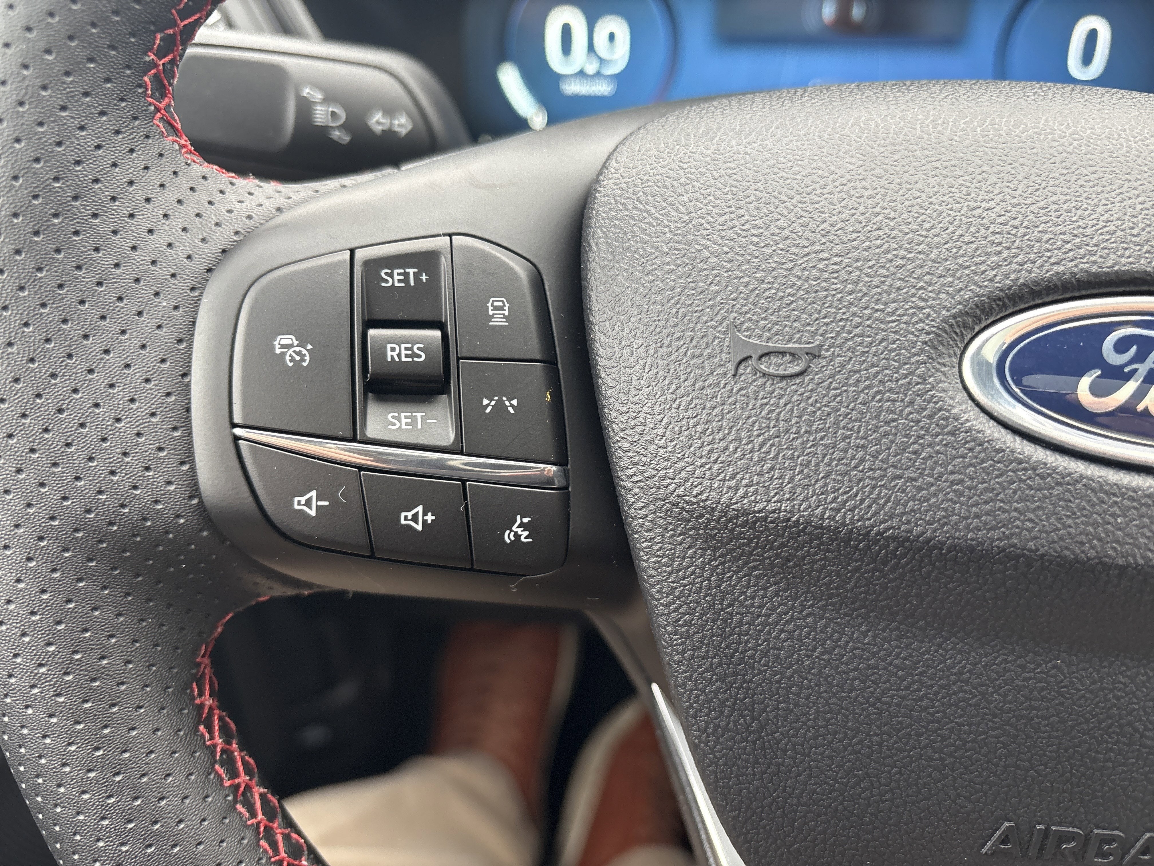 2026 Ford Escape ST-Line Select