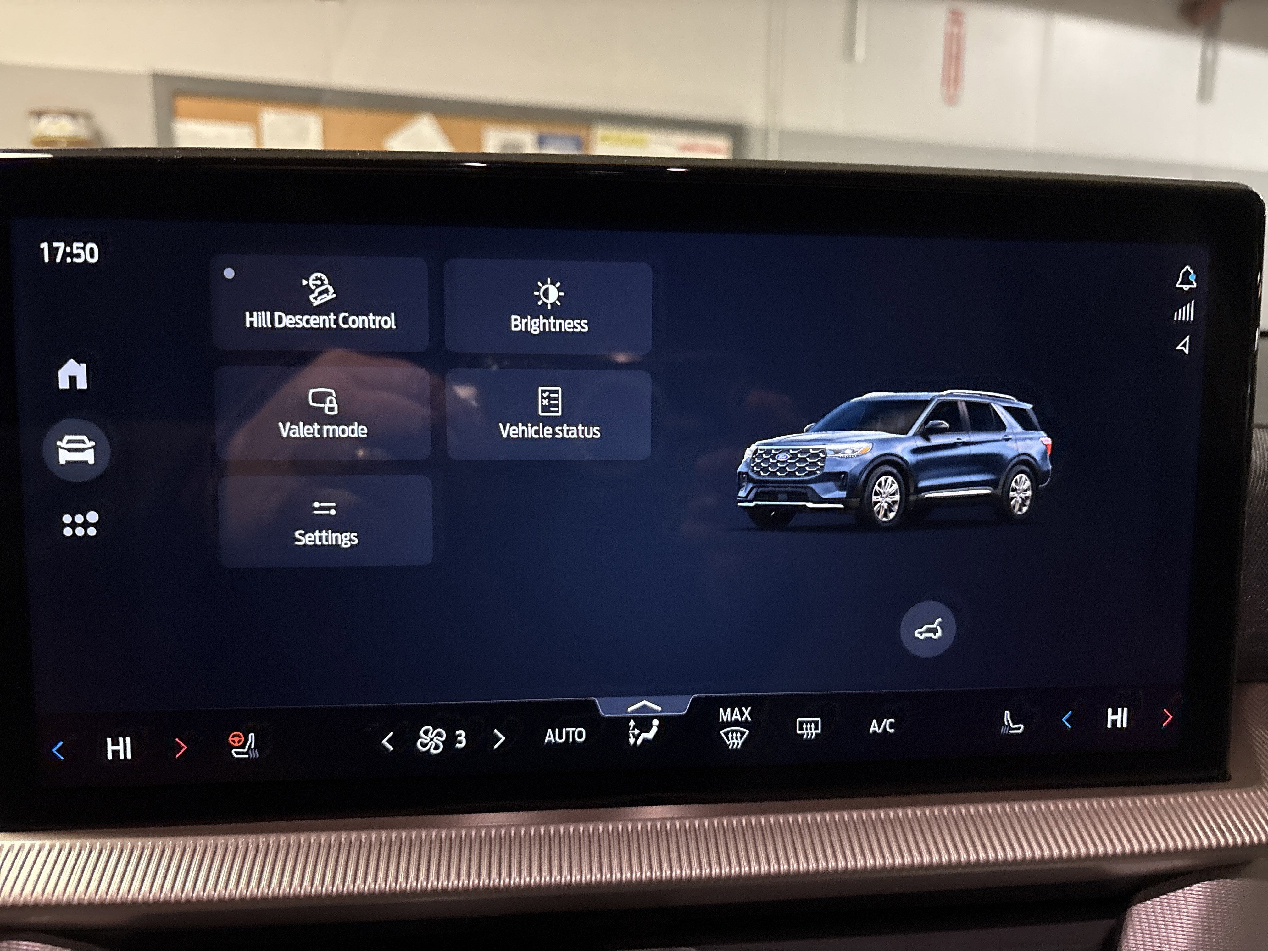 2026 Ford Explorer Active w/200A Pkg