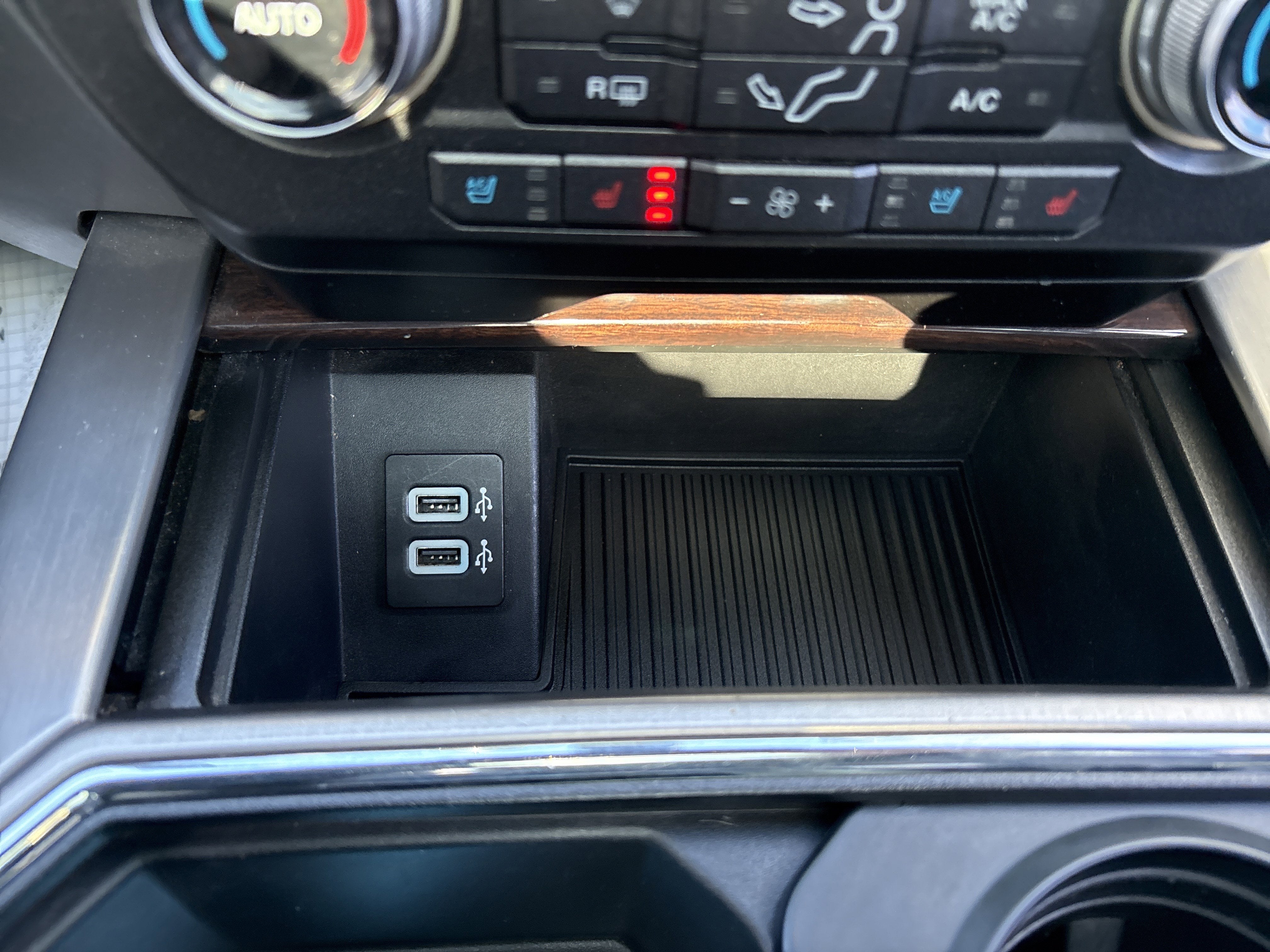 2017 Ford F-250 PLATINUM