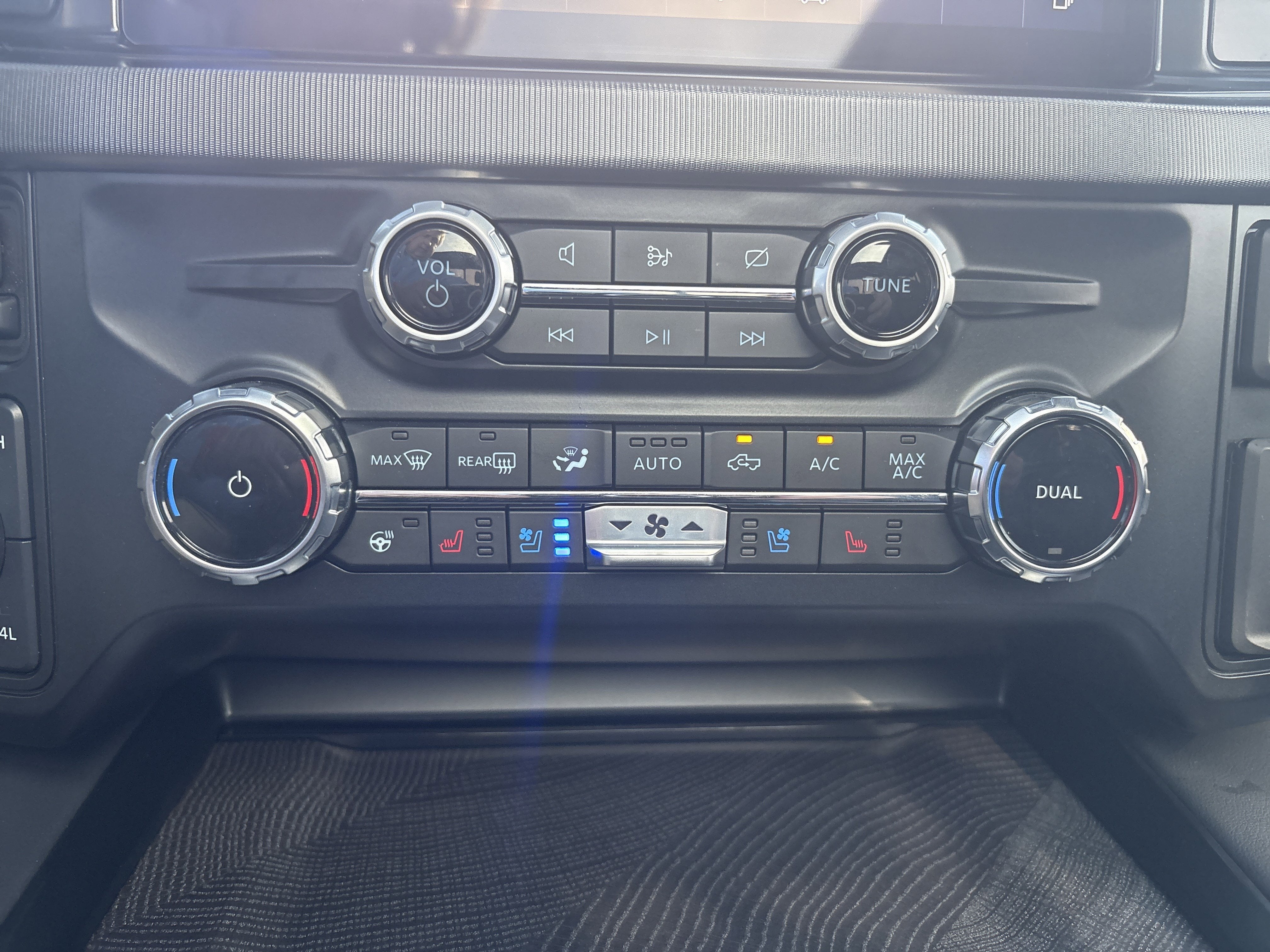 2024 Ford F-250 PLATINUM