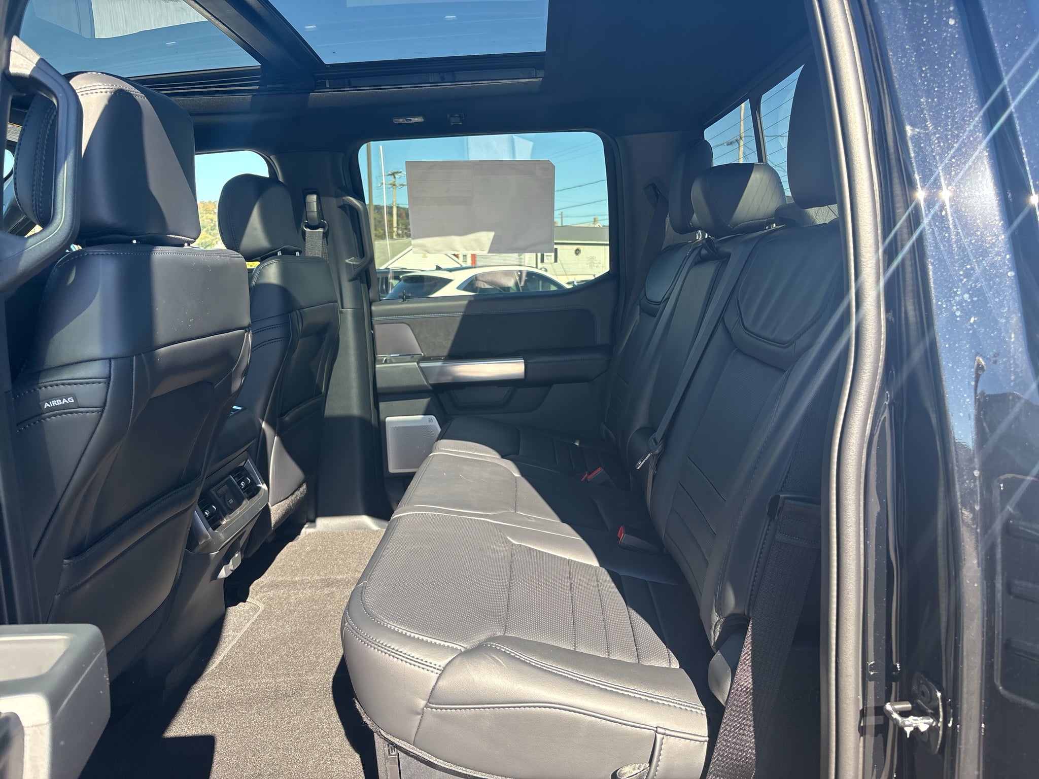 2027 Ford F-250 Platinum