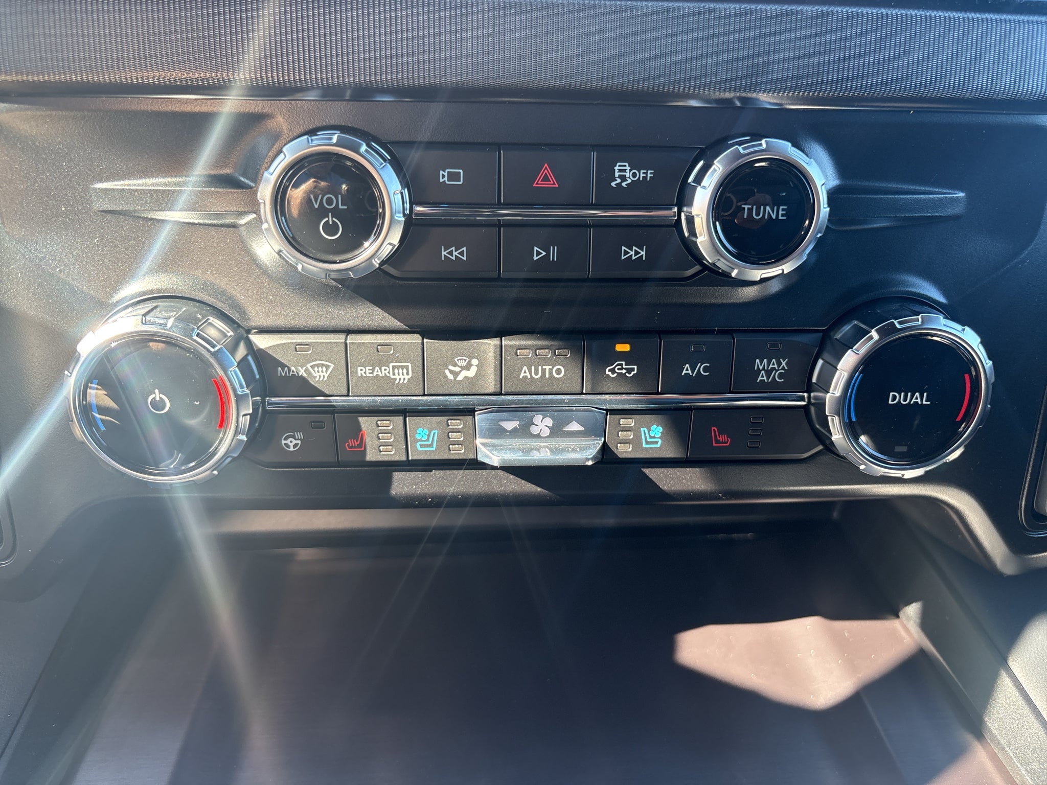 2027 Ford F-250 Platinum