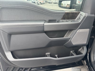 2027 Ford F-350 LARIAT