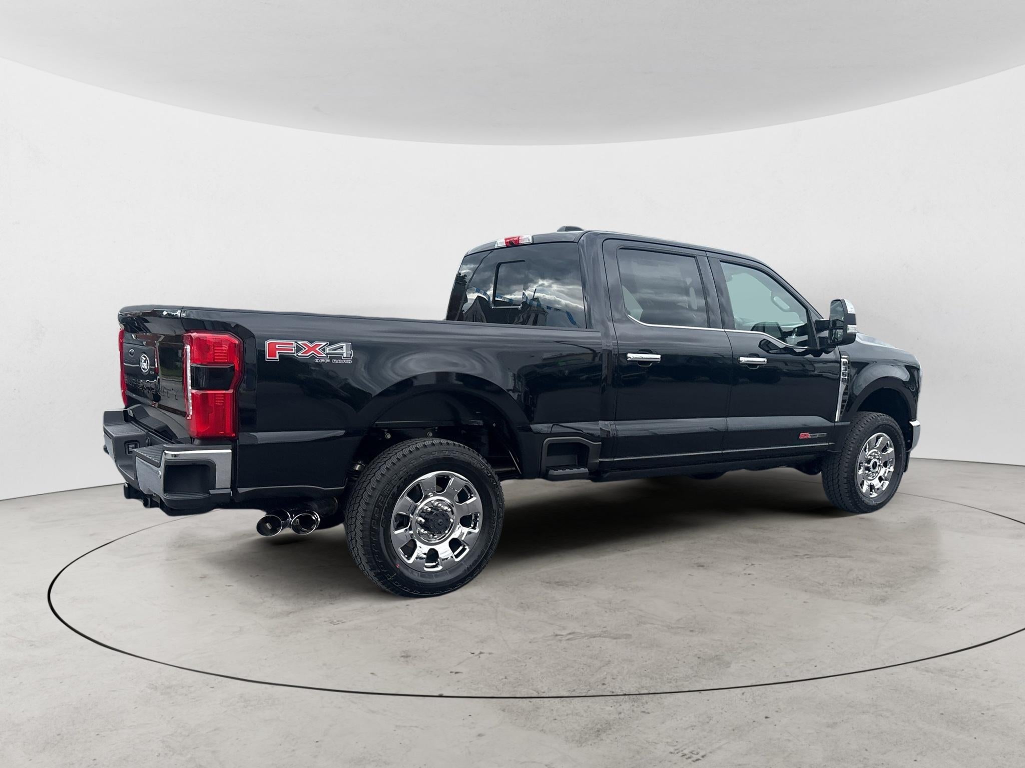 2027 Ford F-350 LARIAT