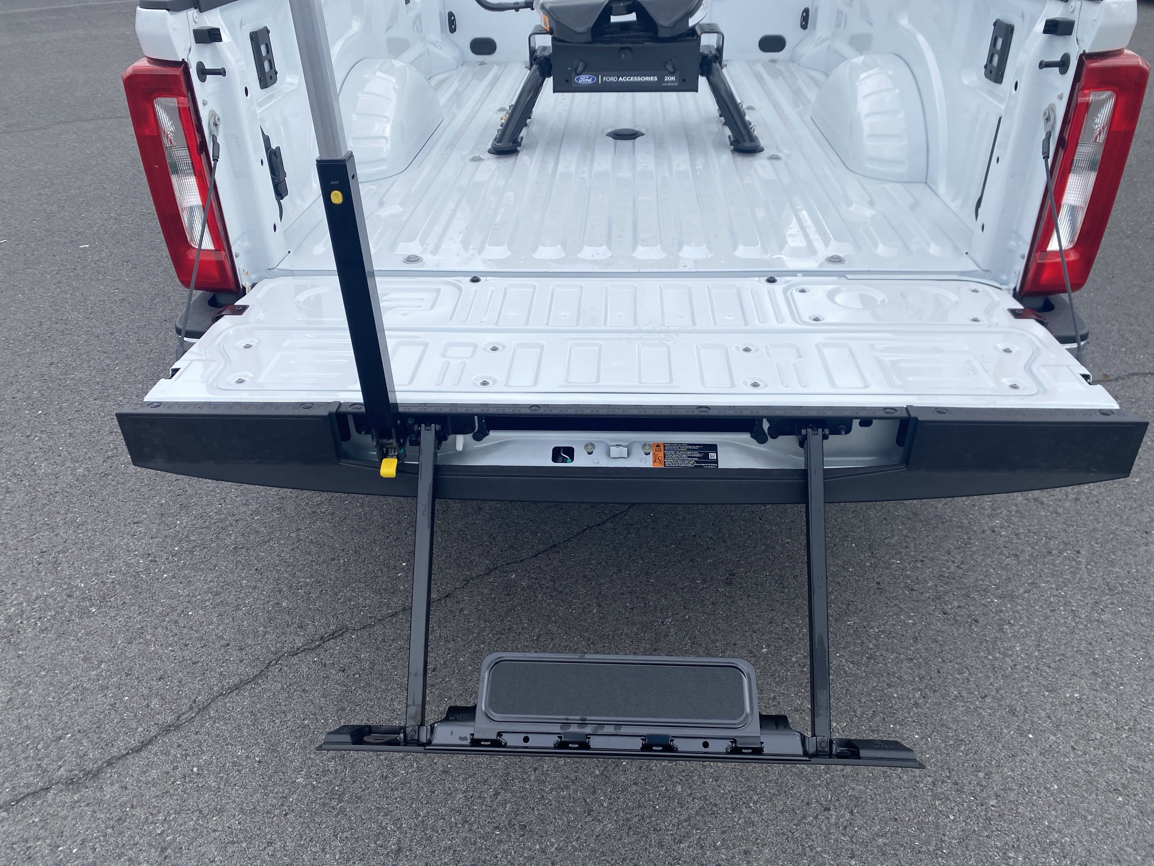 2026 Ford Super Duty F-350 SRW F-350® XL