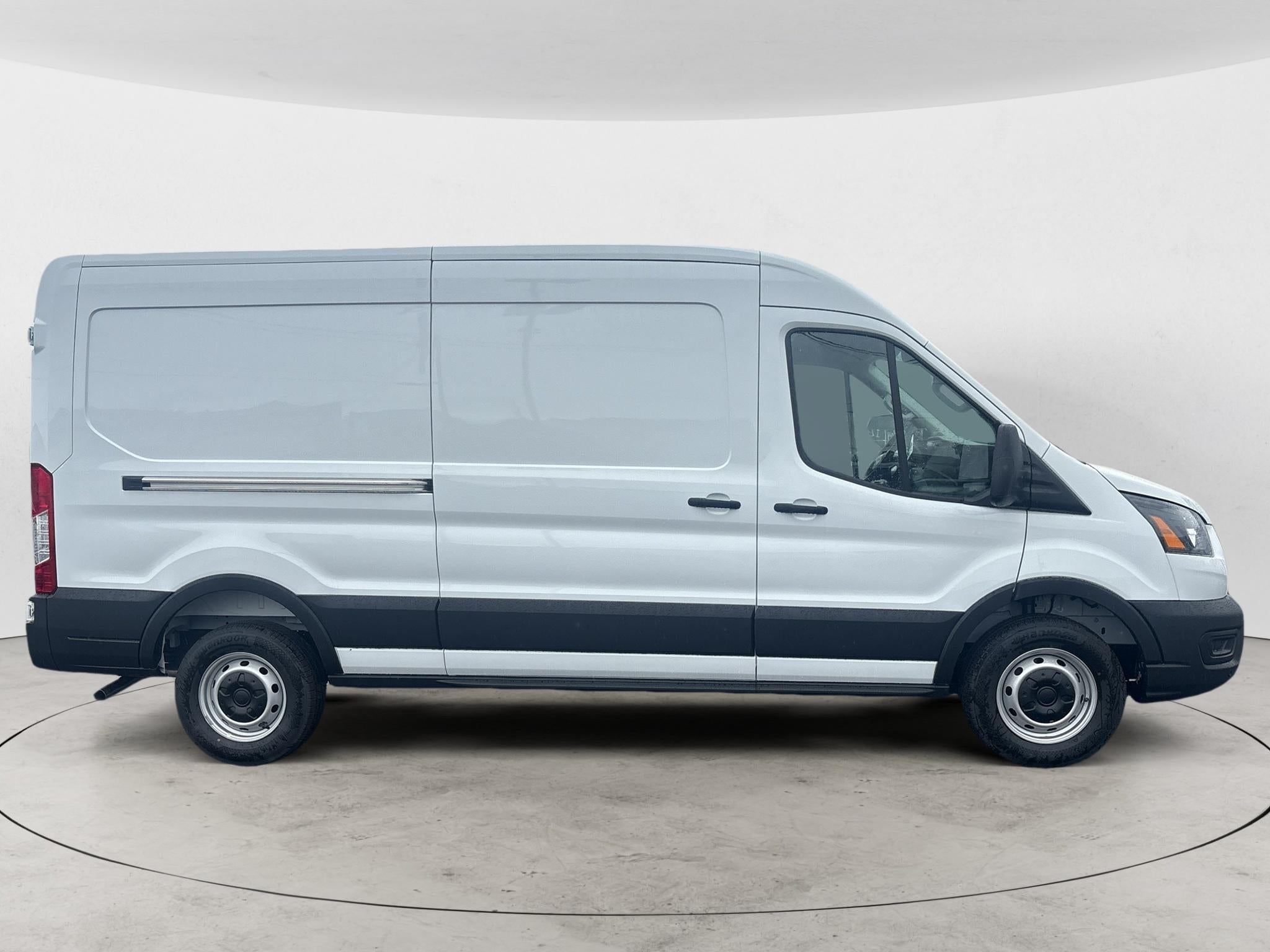 2027 Ford Transit Van Base