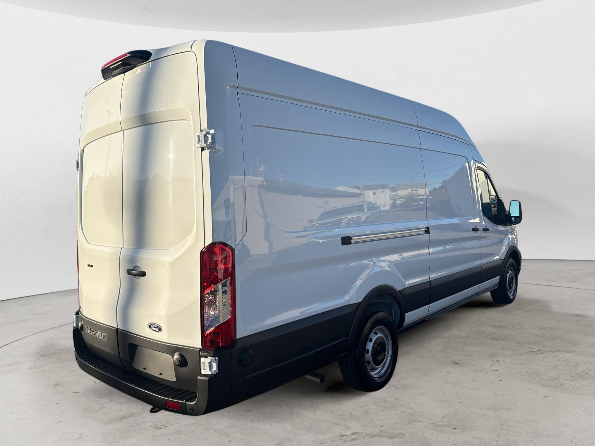 2027 Ford Transit Van Base