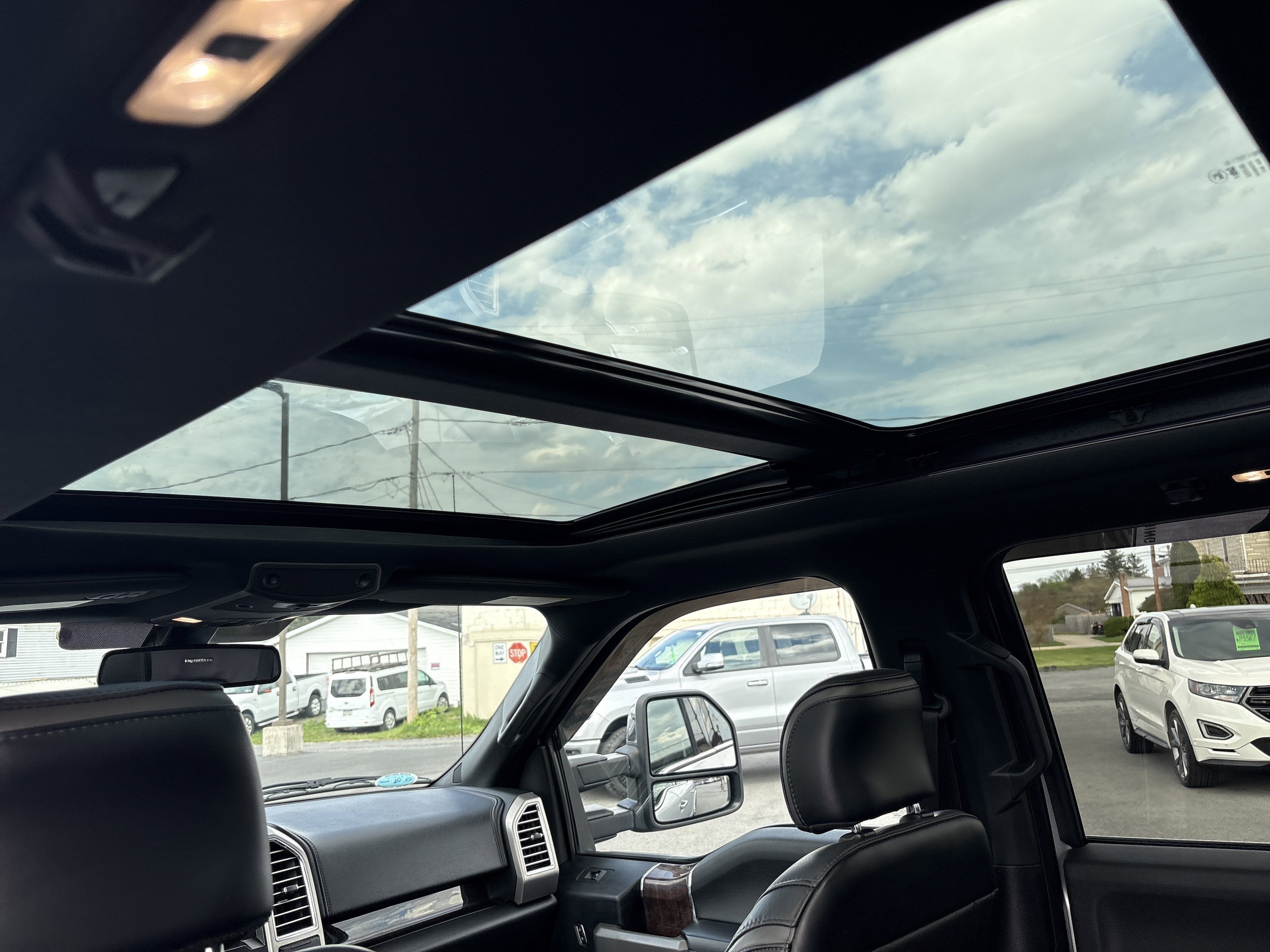 2016 Ford F-150 PLATINUM