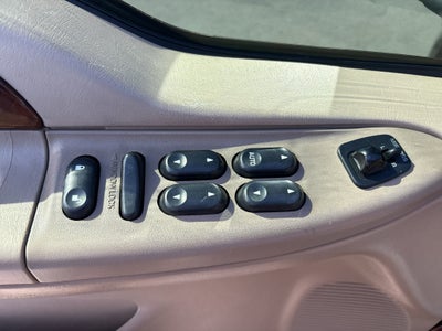 2004 Ford F-250 Base