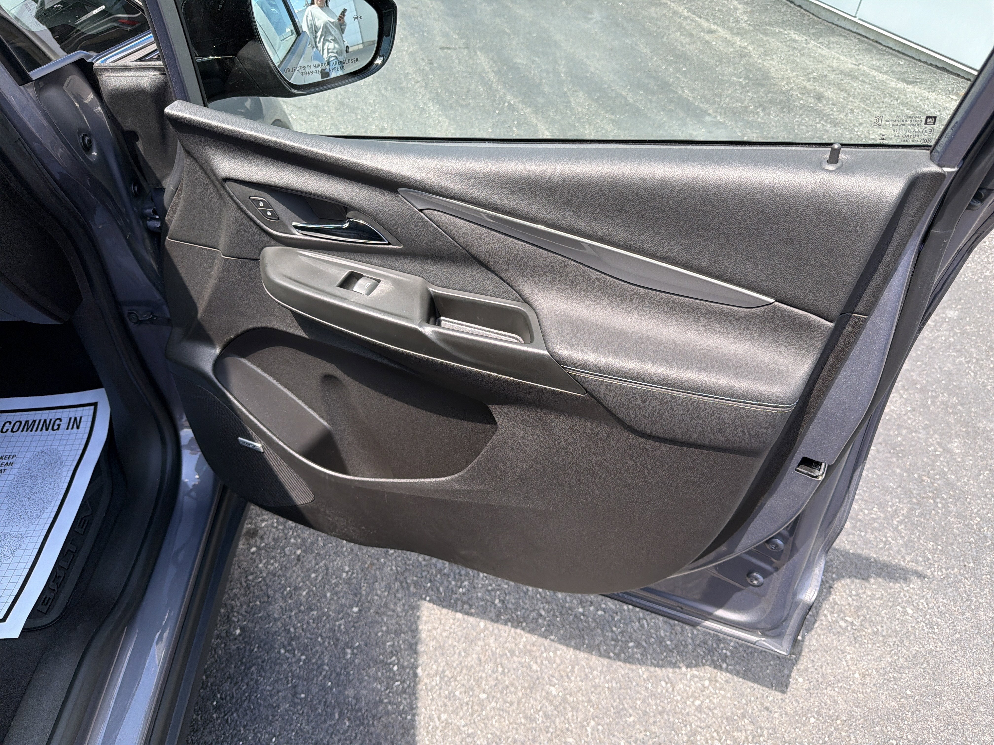 2023 Chevrolet BOLT 2LT