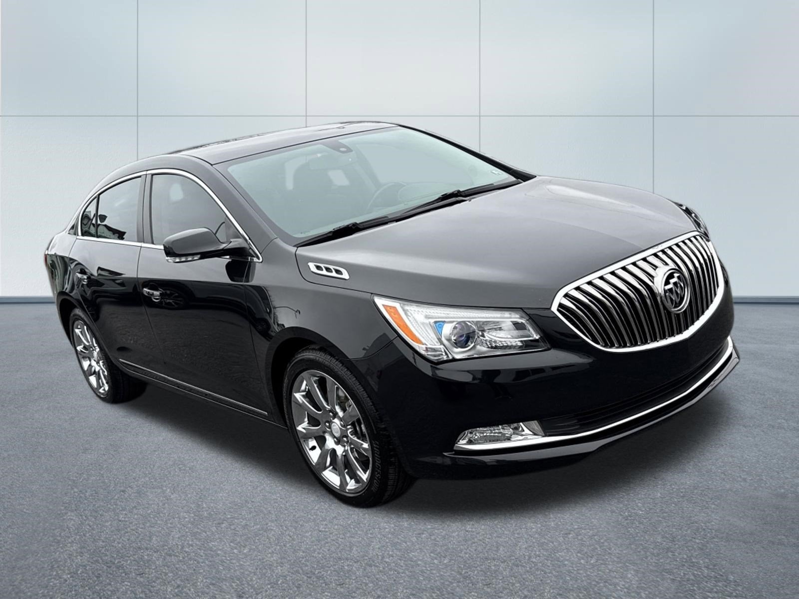 Used 2014 Buick LaCrosse Premium 1 with VIN 1G4GD5G31EF119899 for sale in Lewistown, PA