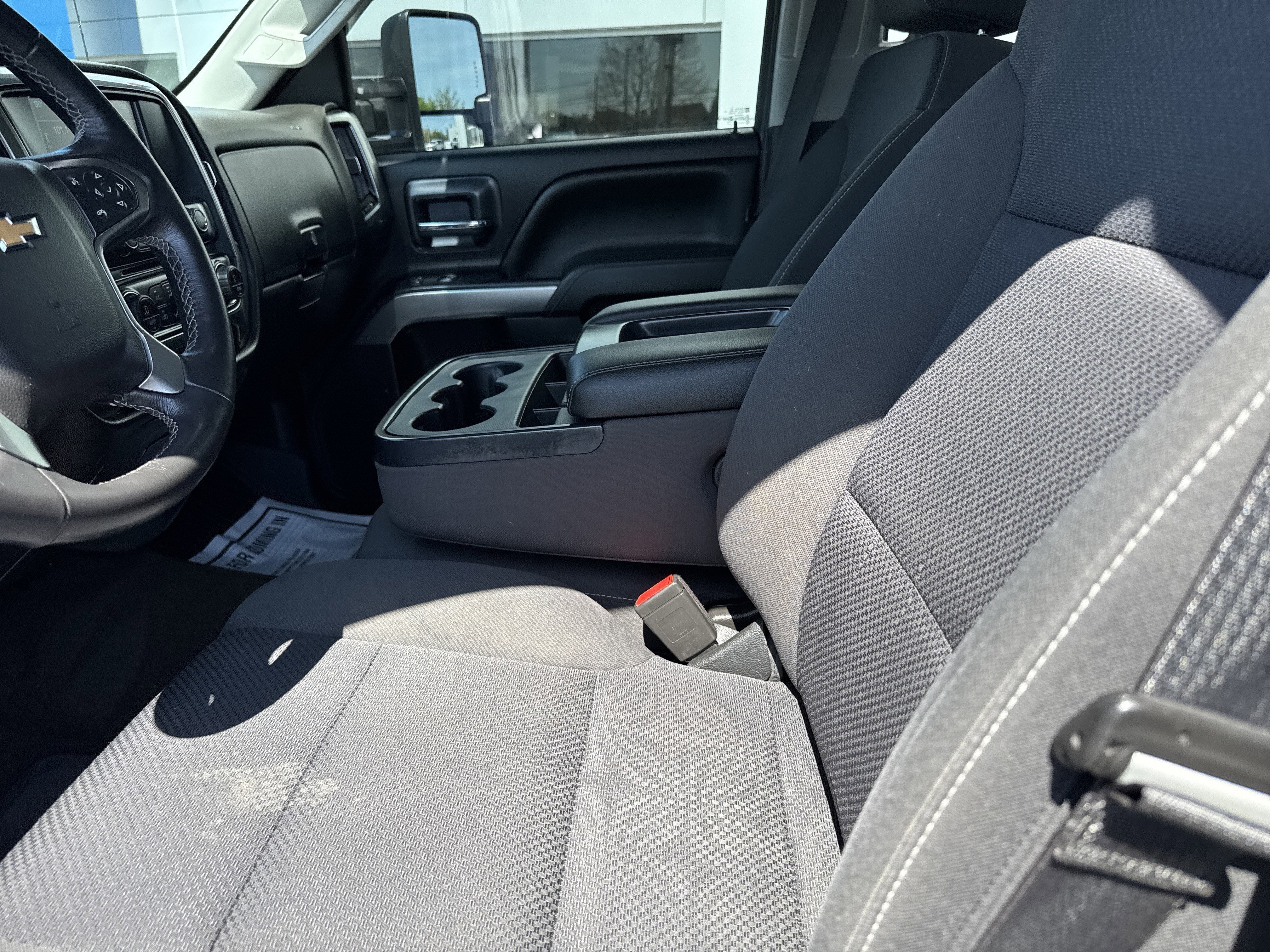 2018 Chevrolet SILVERADO 2500 LT