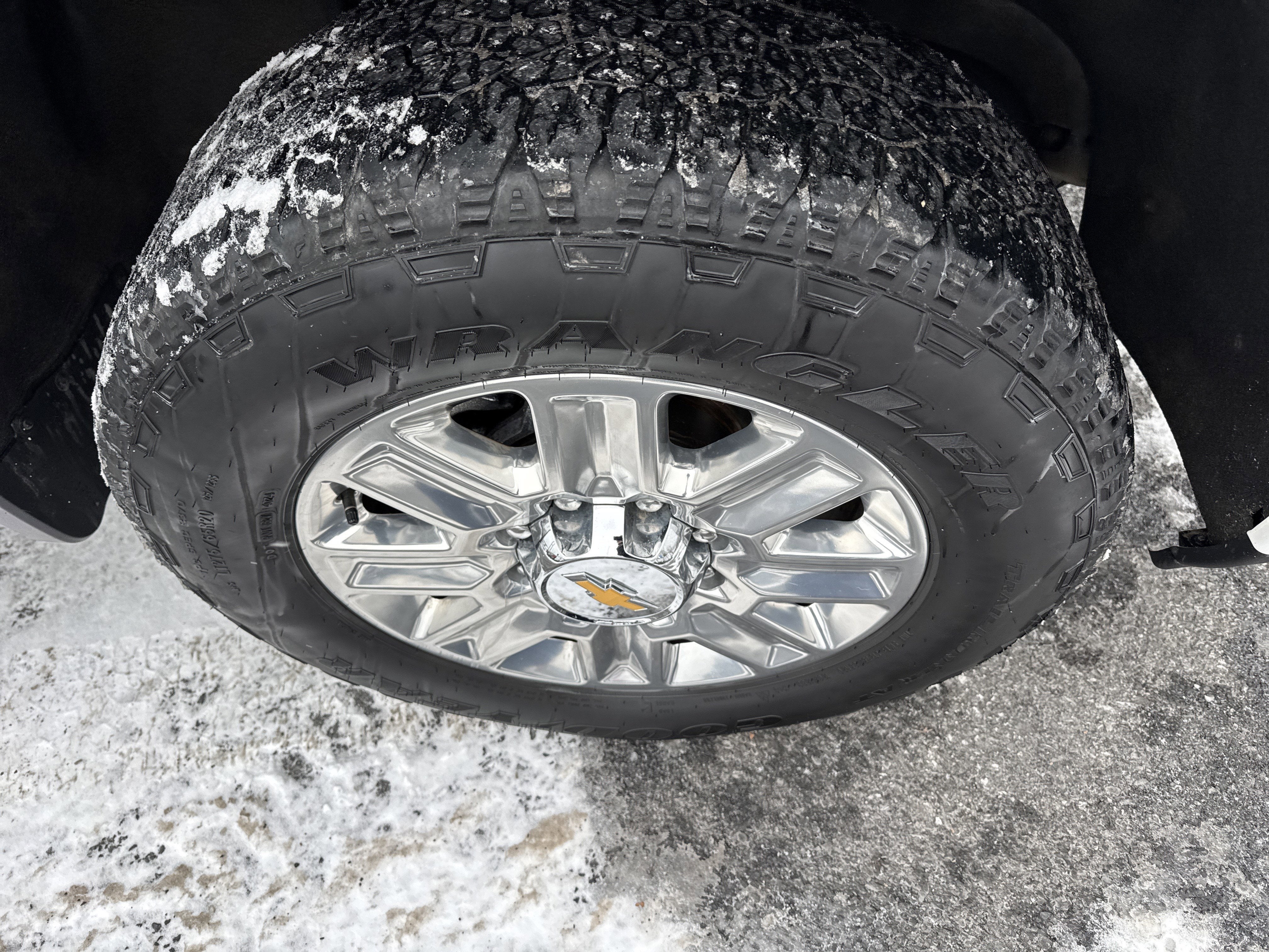 2025 Chevrolet SILVERADO 2500 HIGH COUNTRY