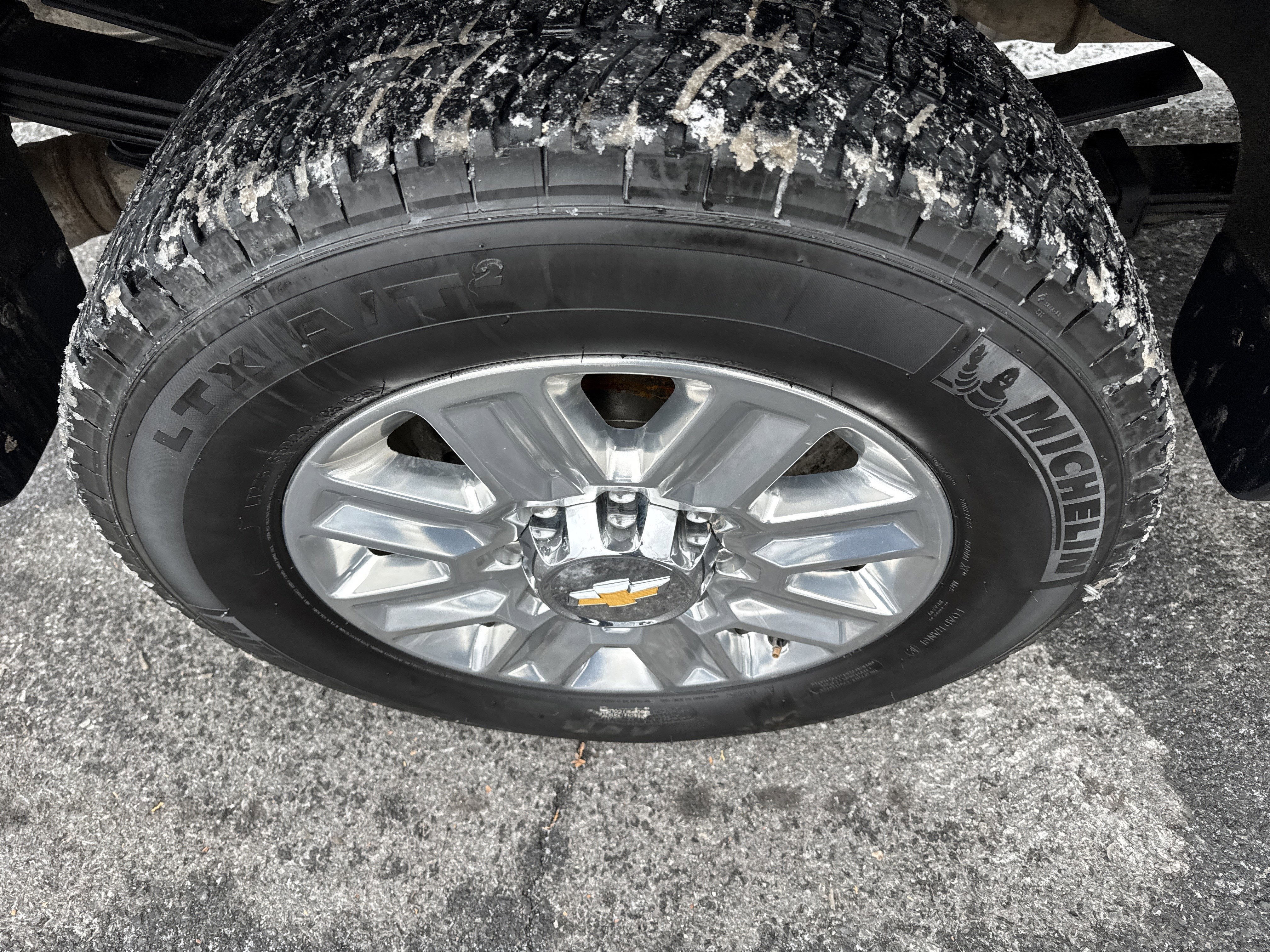 2025 Chevrolet SILVERADO 2500 HIGH COUNTRY