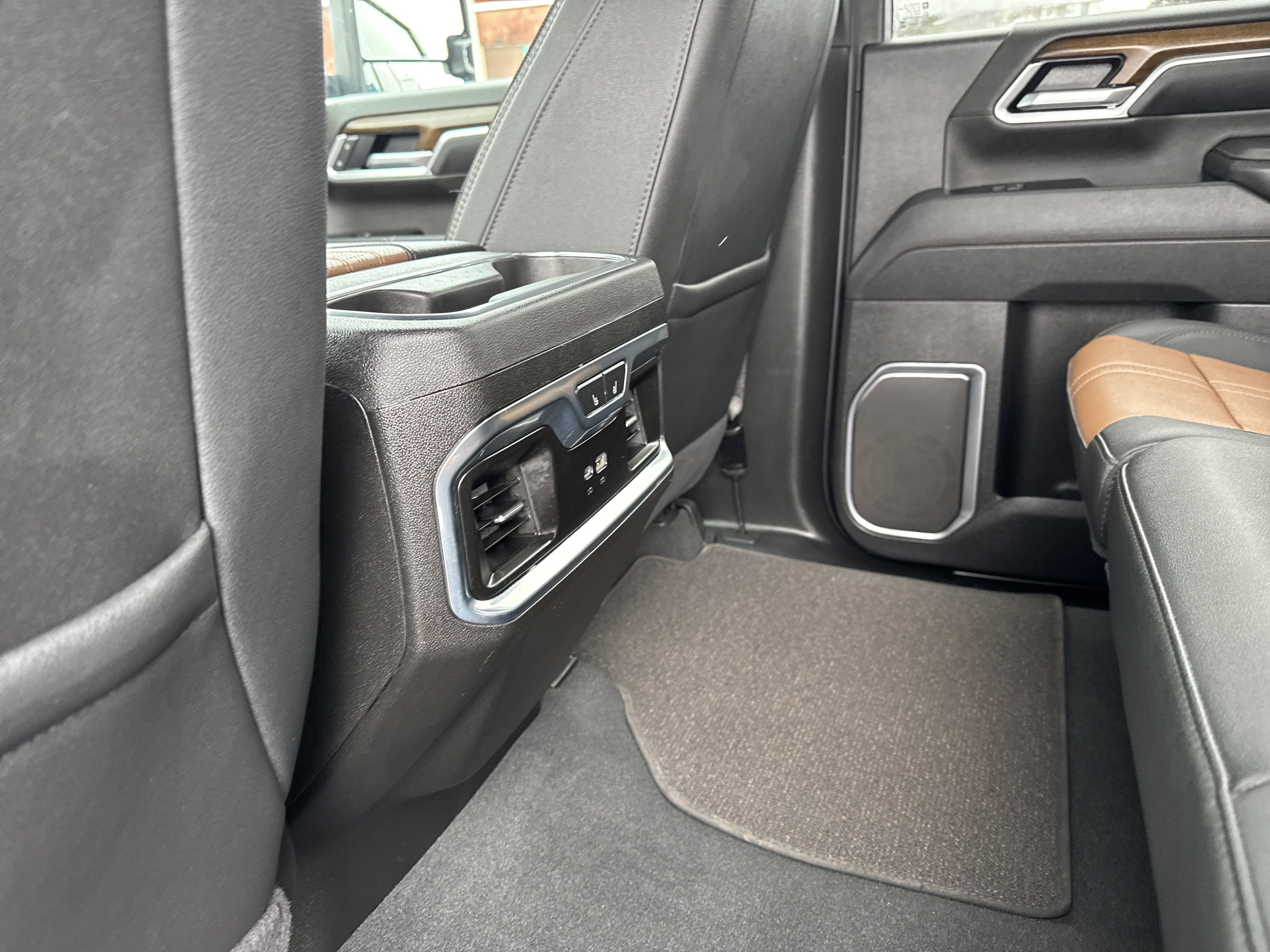 2025 Chevrolet SILVERADO 2500 HIGH COUNTRY