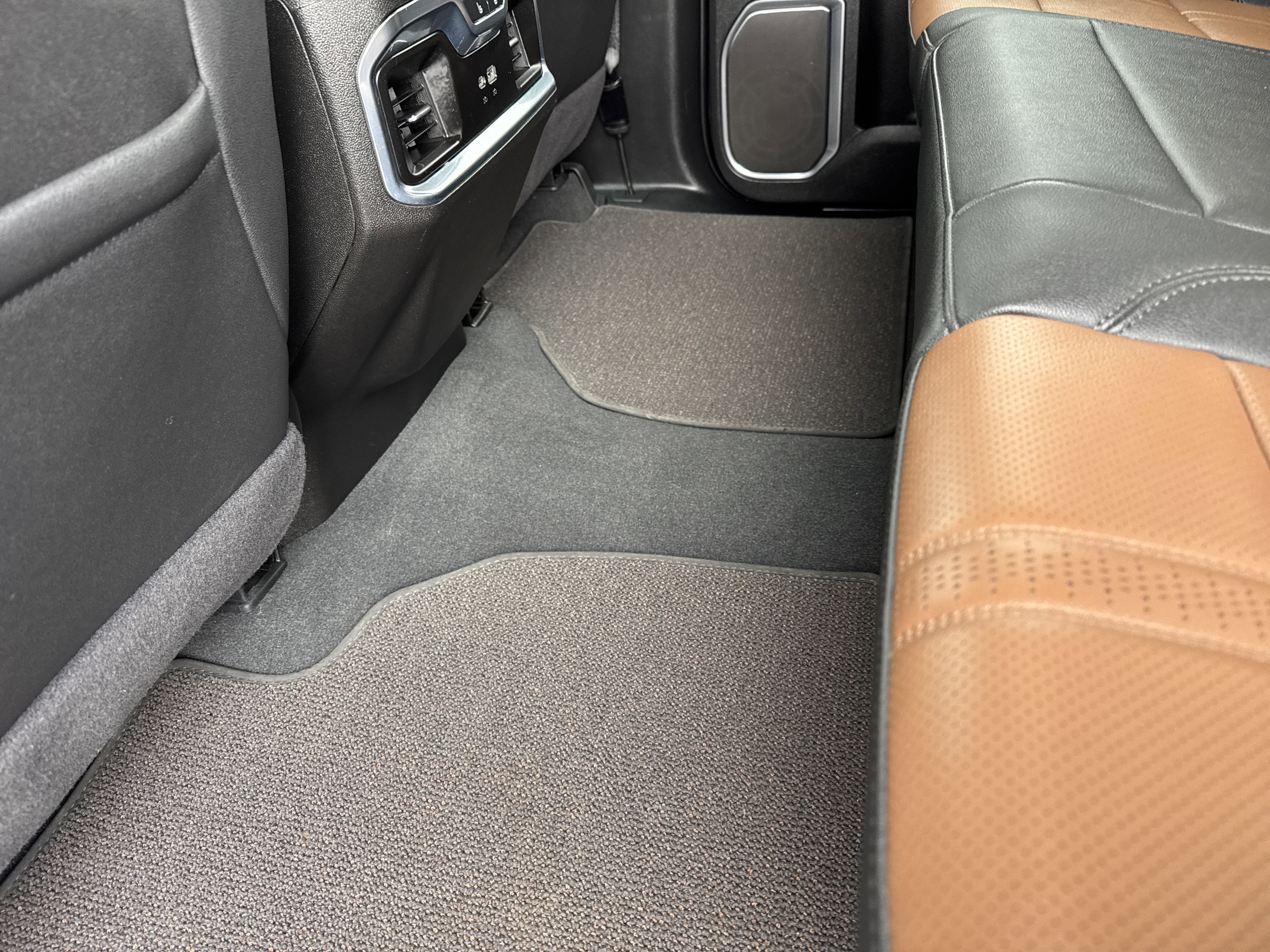 2025 Chevrolet SILVERADO 2500 HIGH COUNTRY