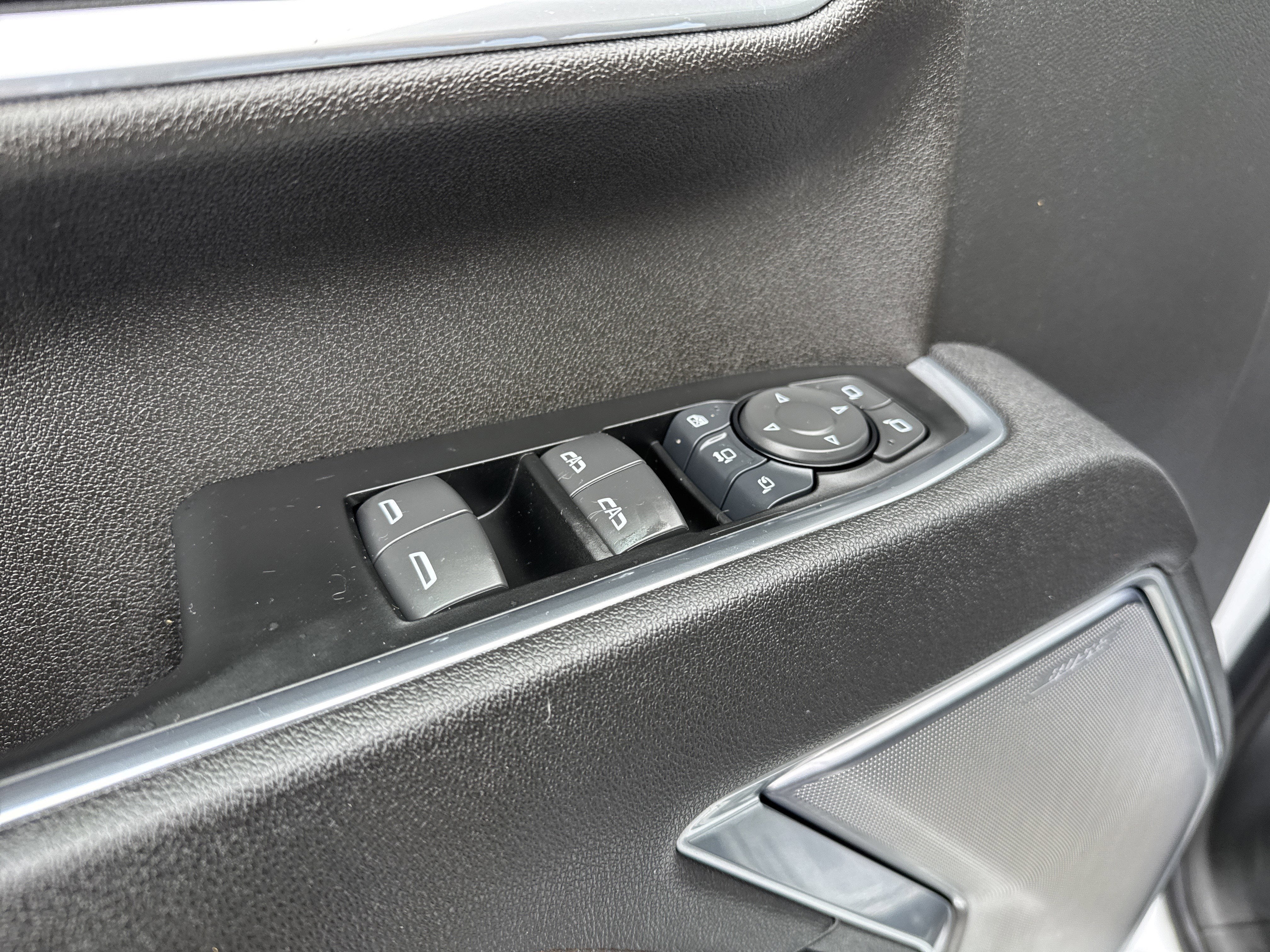 2025 Chevrolet SILVERADO 2500 HIGH COUNTRY