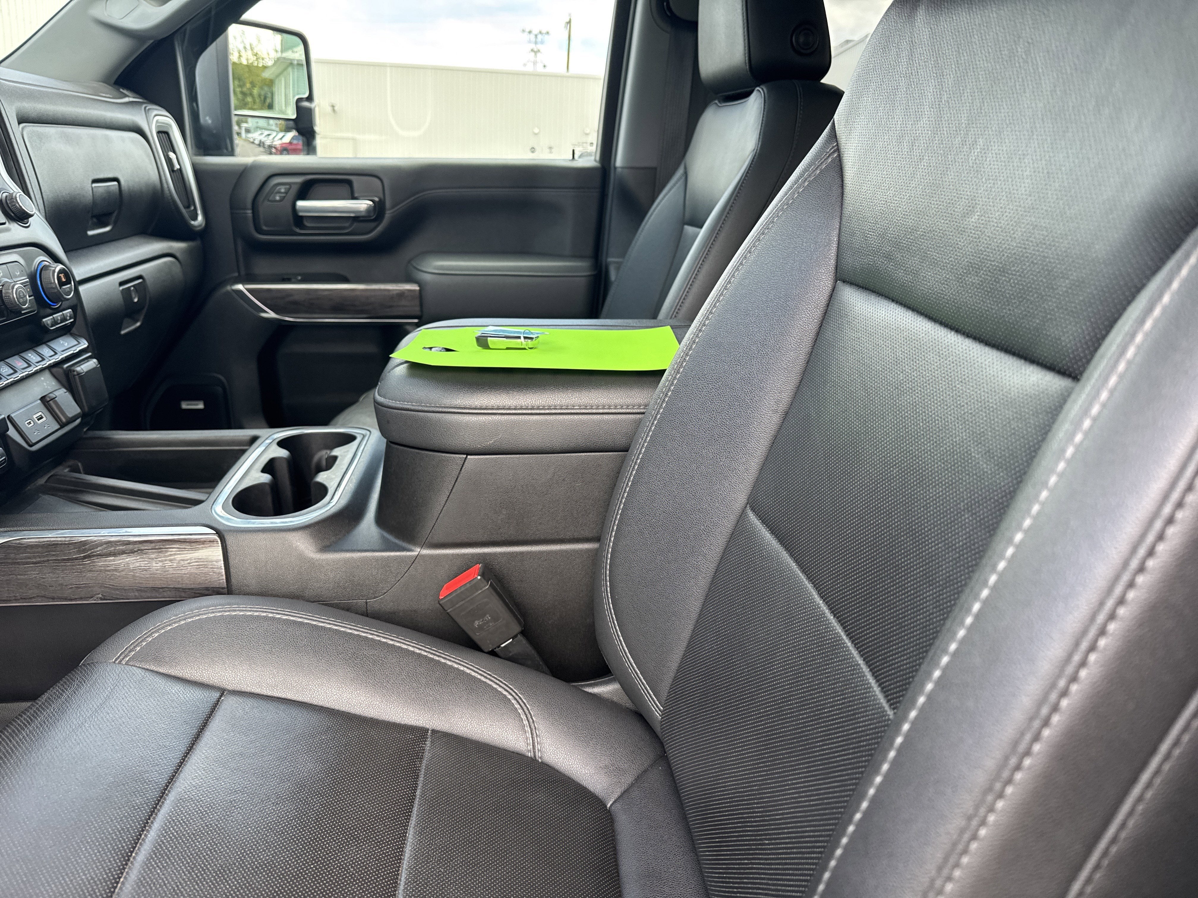 2021 Chevrolet SILVERADO 2500 LTZ