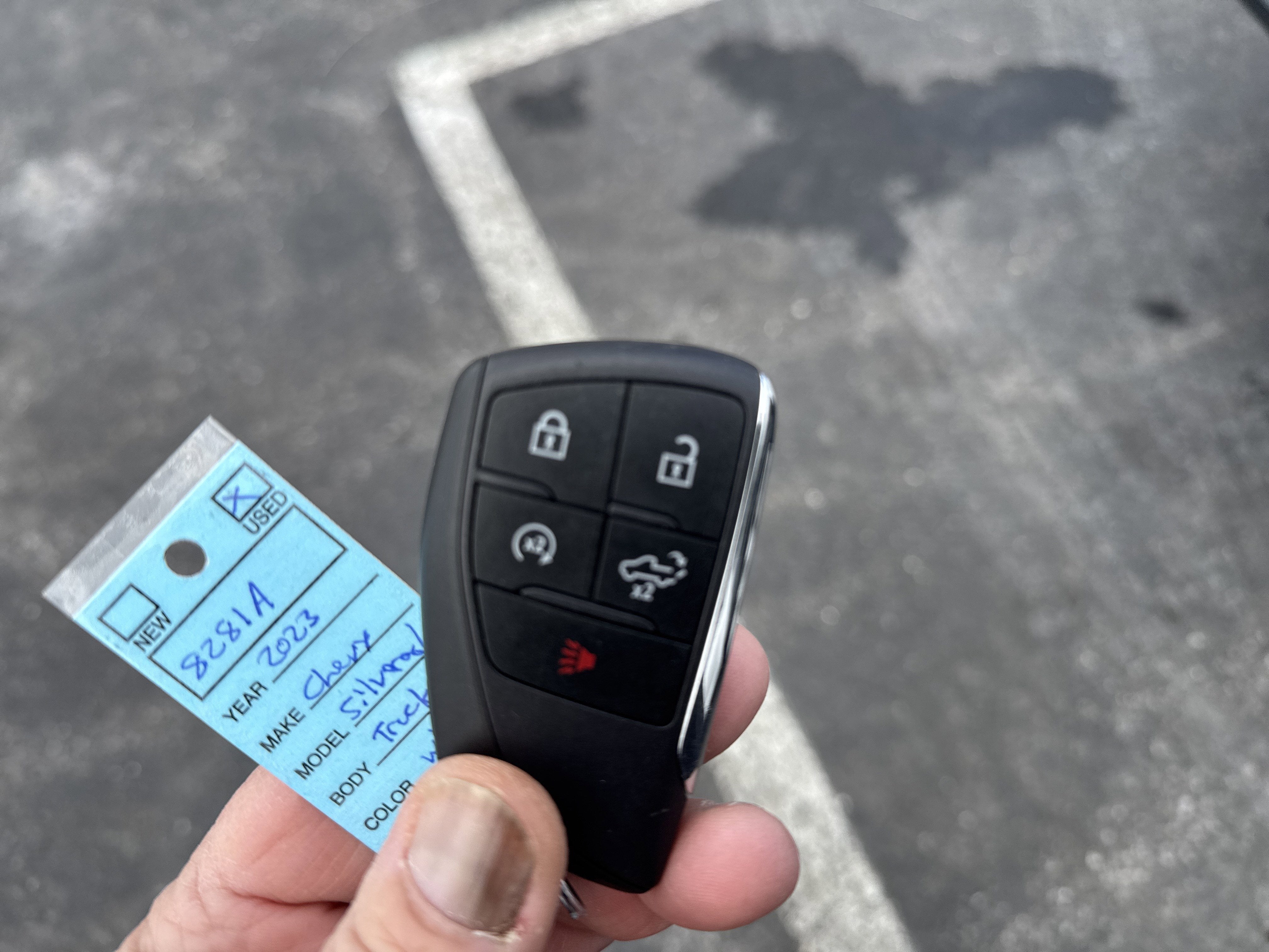 2023 Chevrolet SILVERADO 1500 CUSTOME