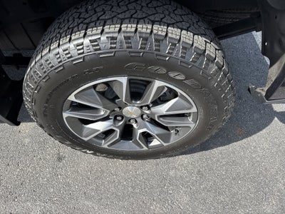 2023 Chevrolet SILVERADO 1500 LT