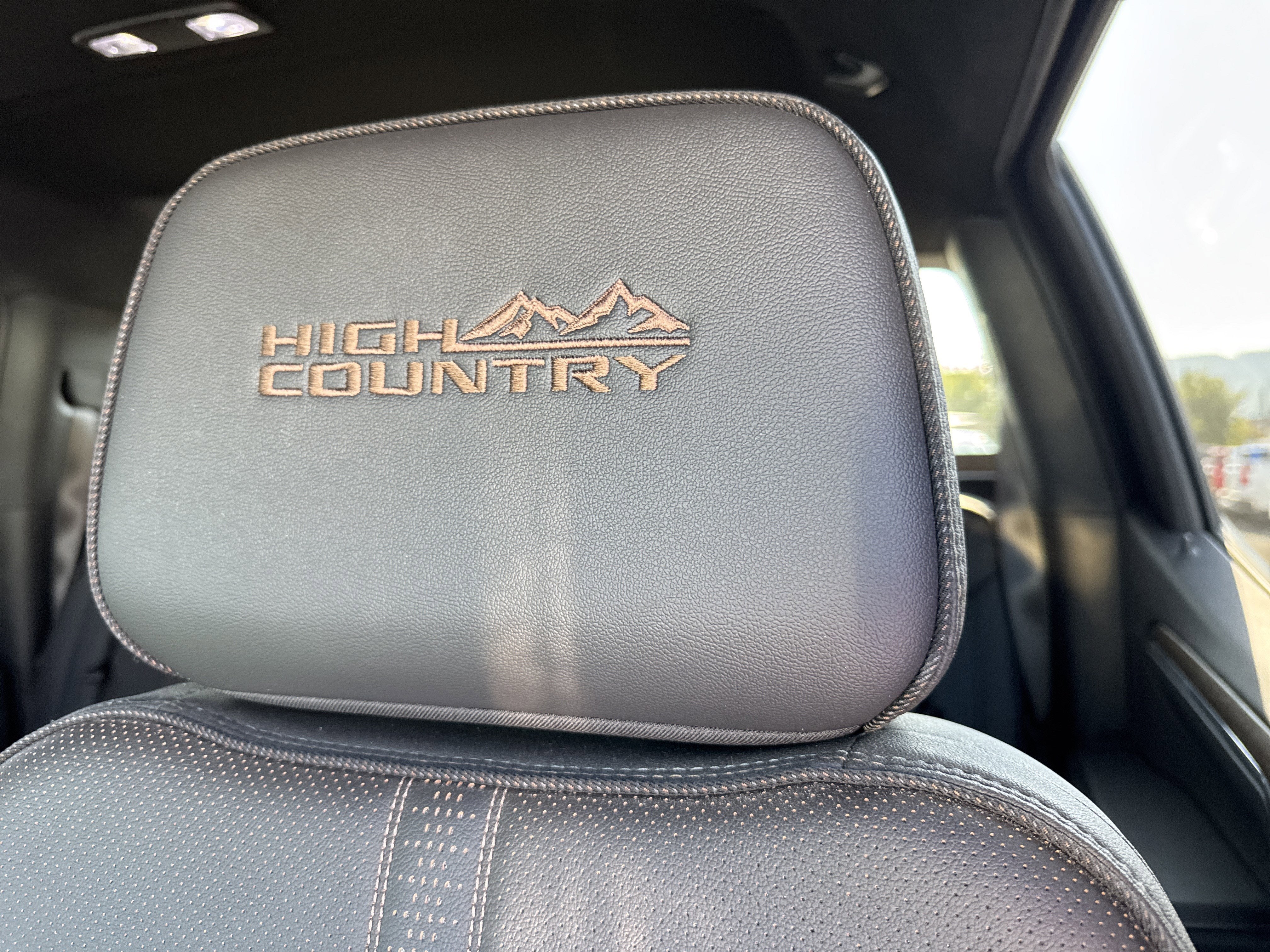 2024 Chevrolet SILVERADO 1500 HIGH COUNTRY