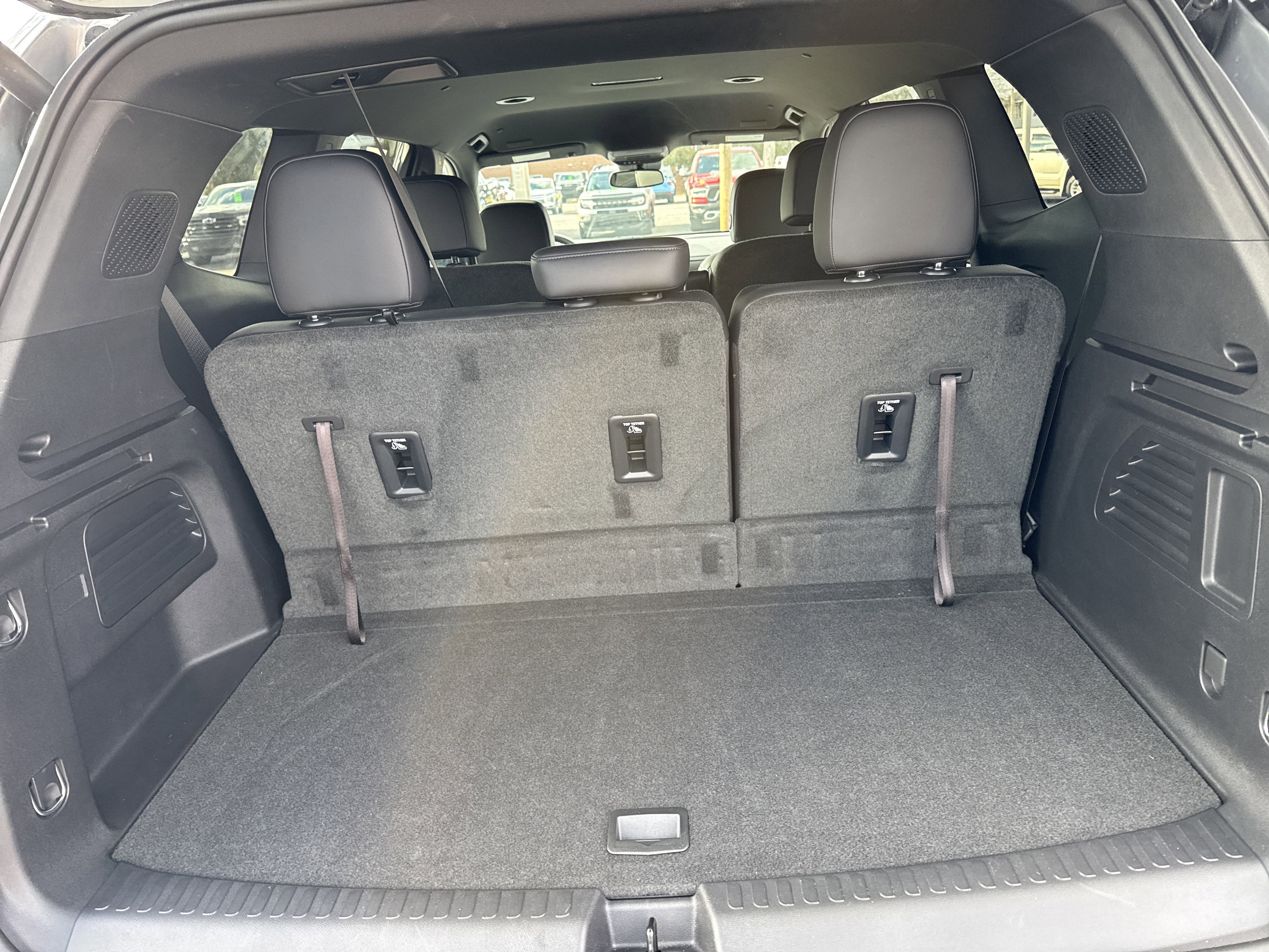 2024 GMC ACADIA UP LEVEL