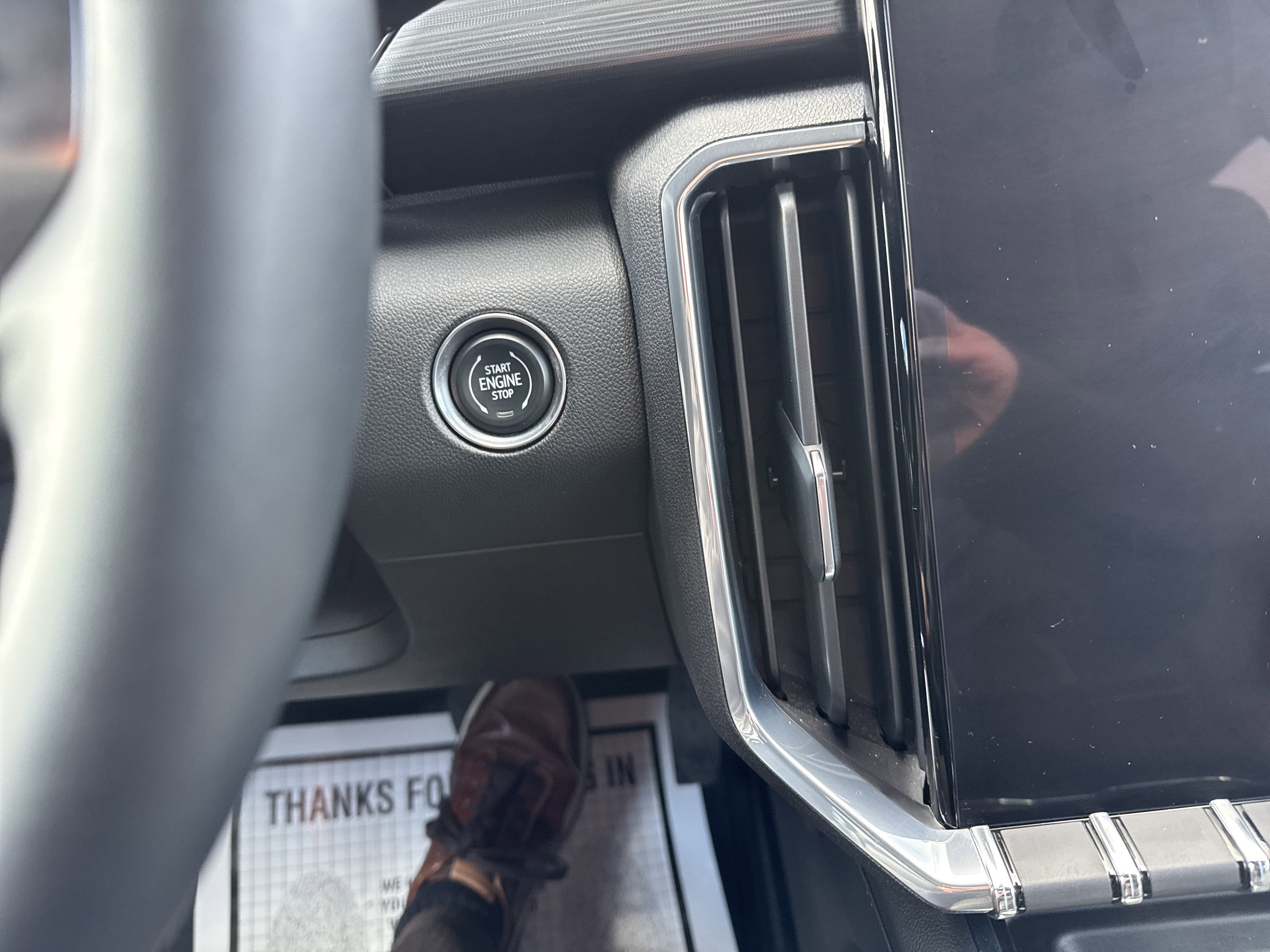 2024 GMC ACADIA UP LEVEL