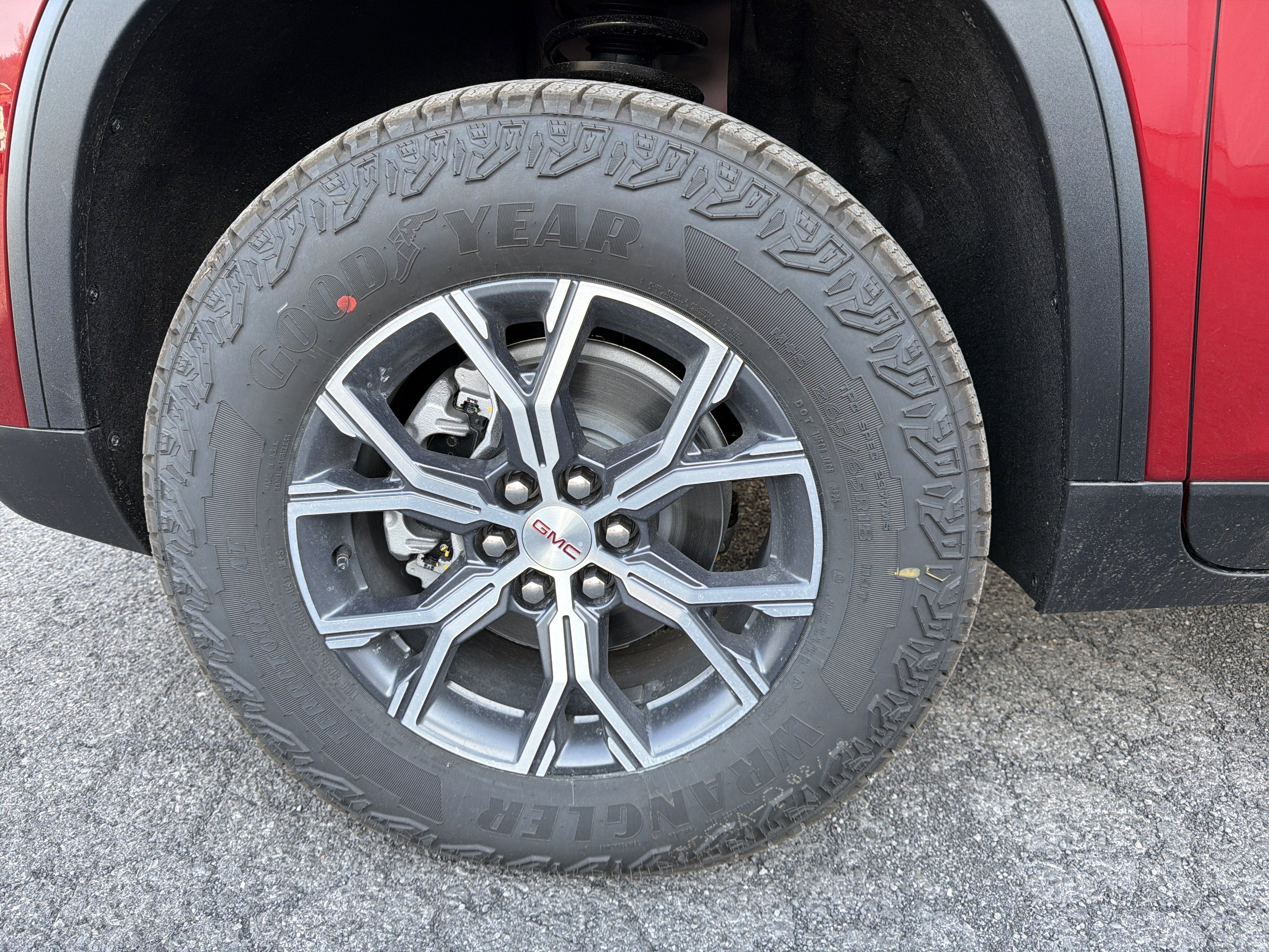 2026 GMC ACADIA AWD AT4