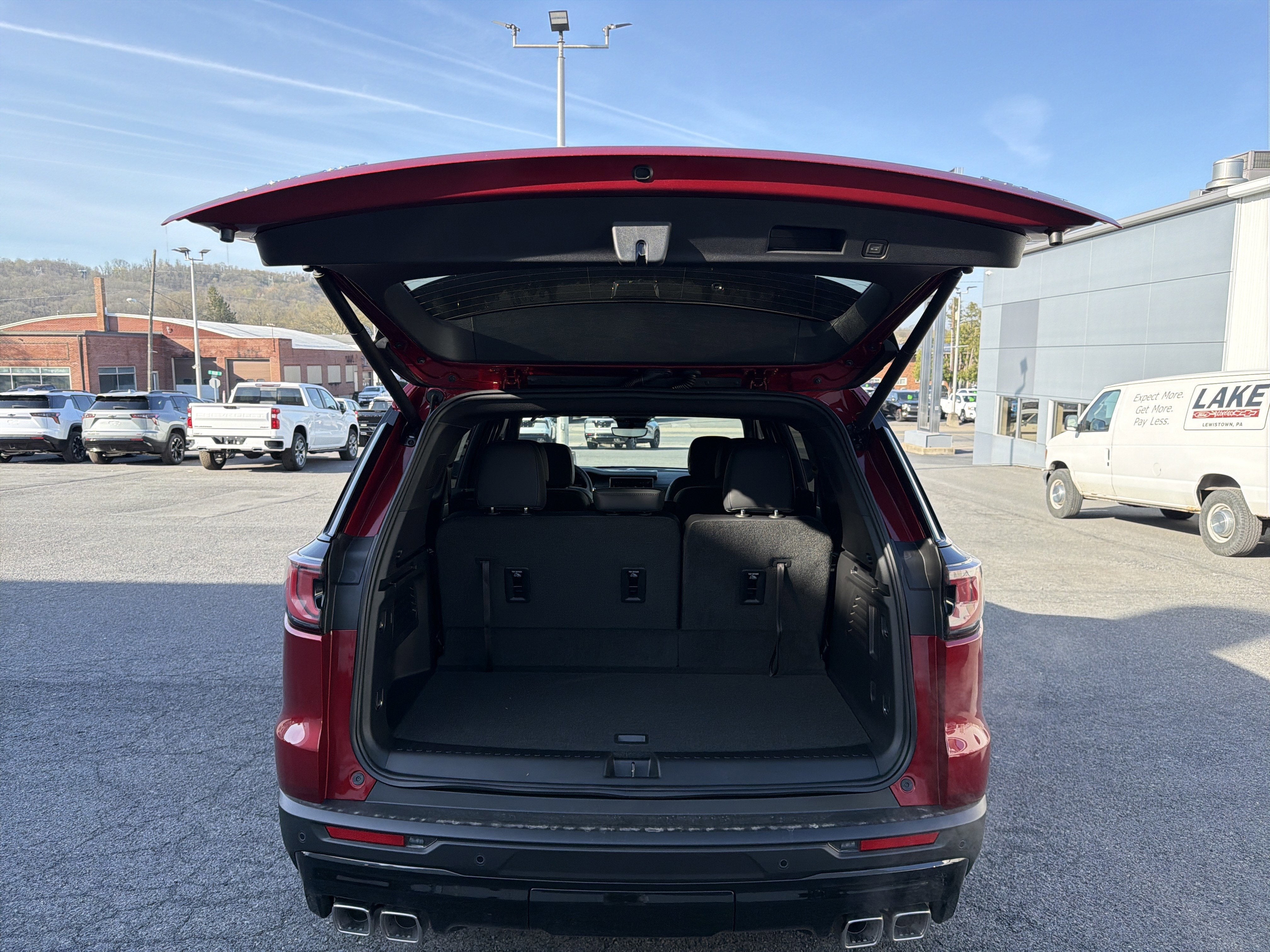 2026 GMC ACADIA AWD AT4