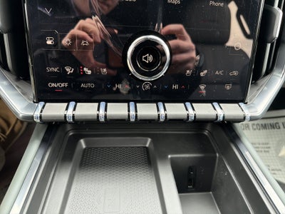 2026 GMC ACADIA AWD AT4