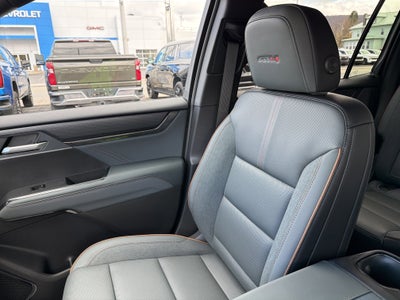2026 GMC ACADIA AWD AT4