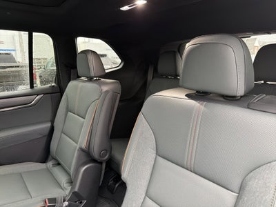 2026 GMC ACADIA AWD AT4