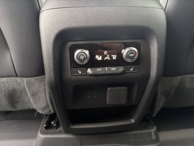 2026 GMC ACADIA AWD AT4