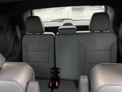 2026 GMC ACADIA AWD AT4