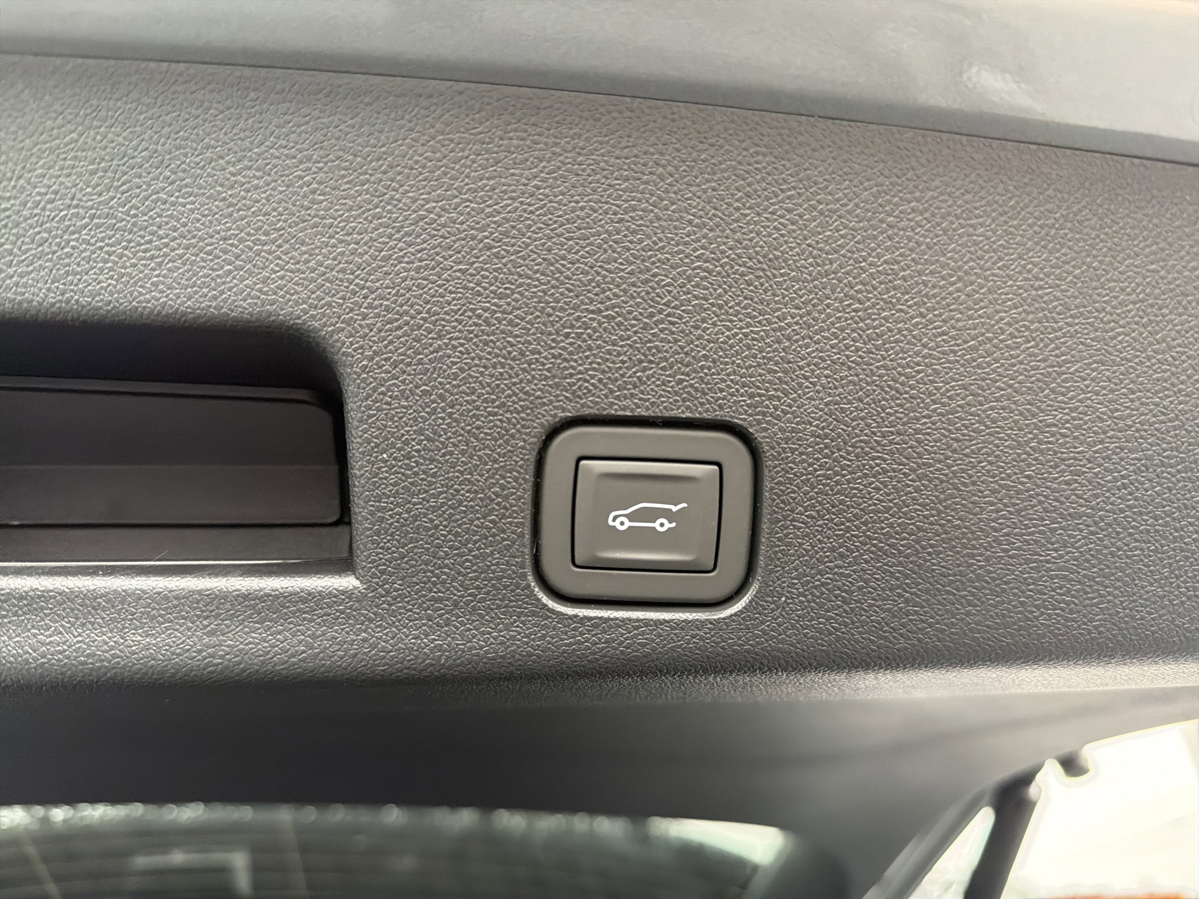 2026 GMC ACADIA AWD AT4