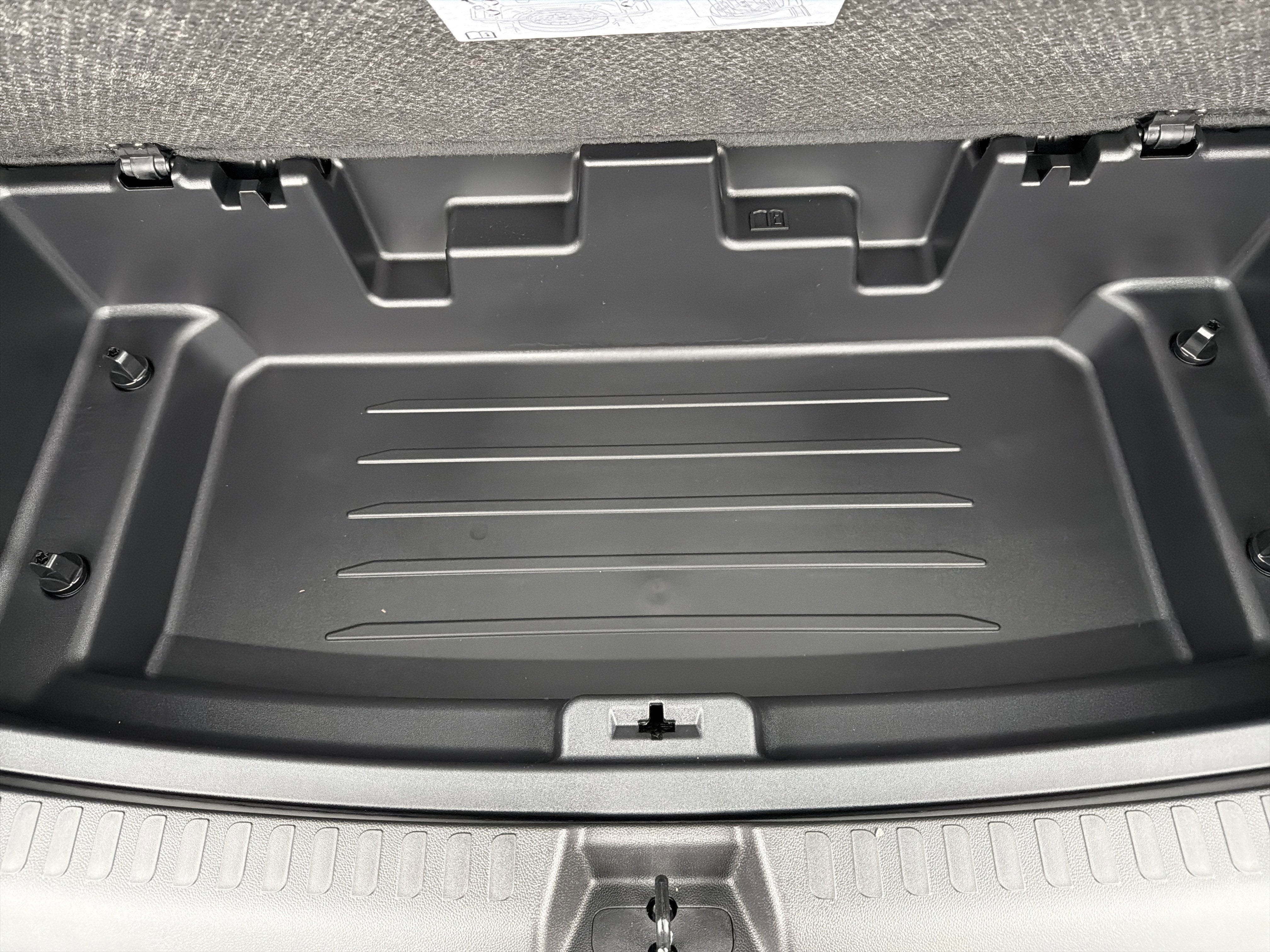 2026 GMC ACADIA AWD AT4