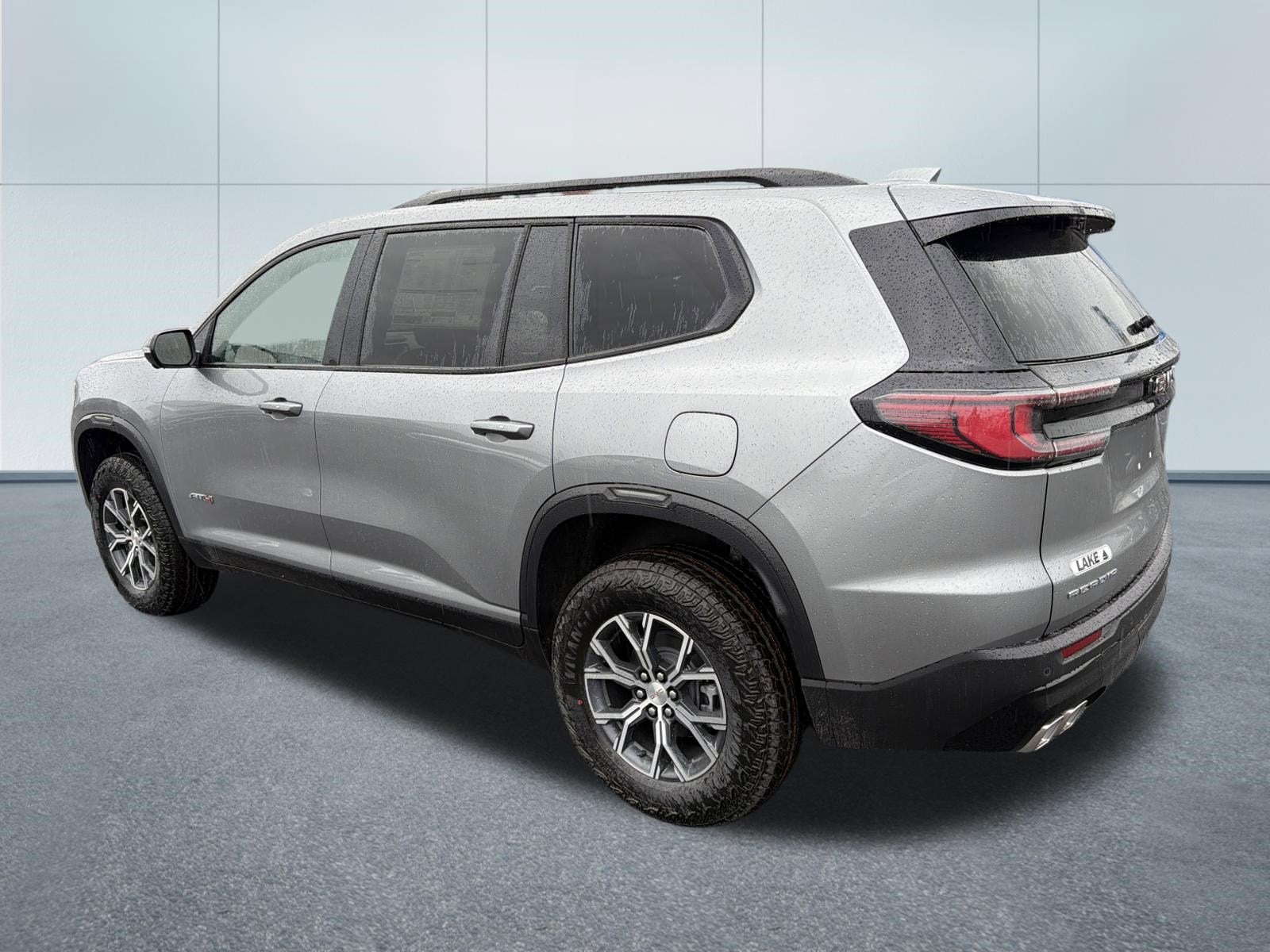 2026 GMC ACADIA AWD AT4