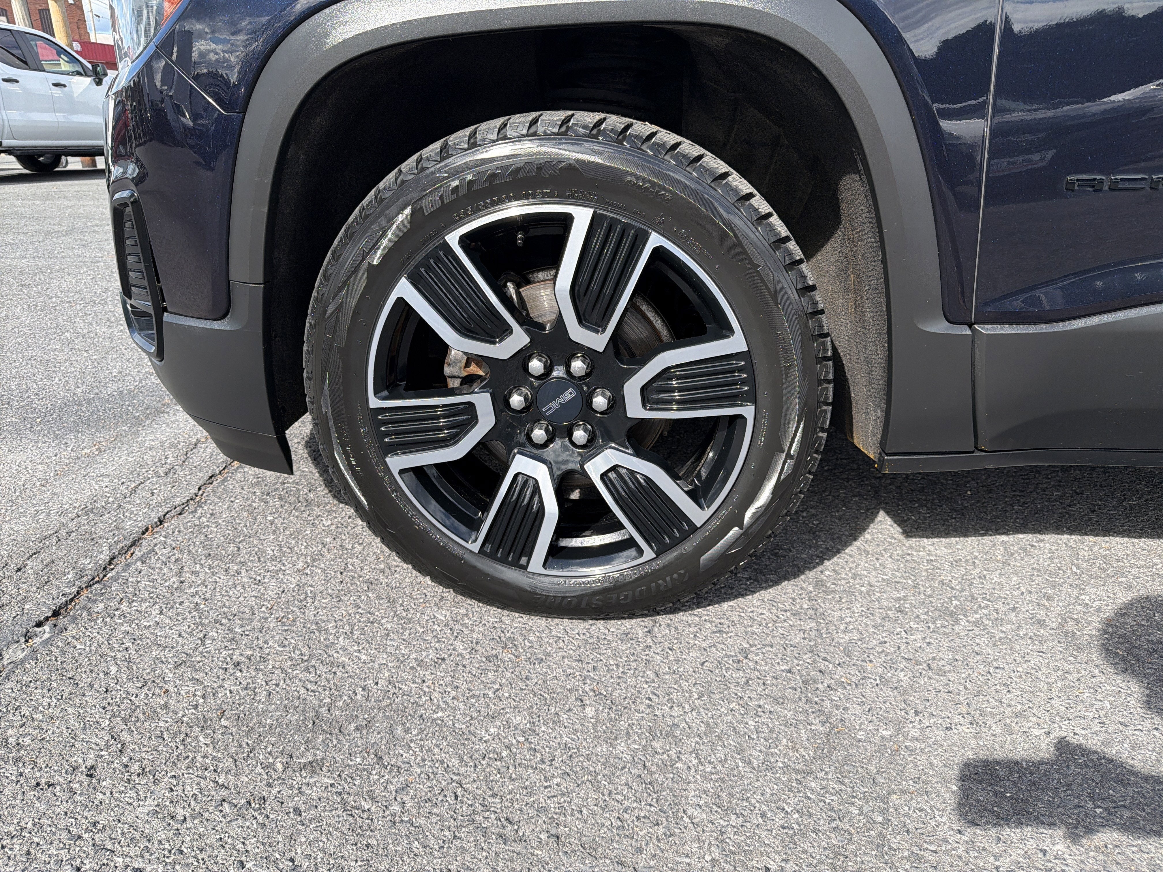 2021 GMC ACADIA SLT
