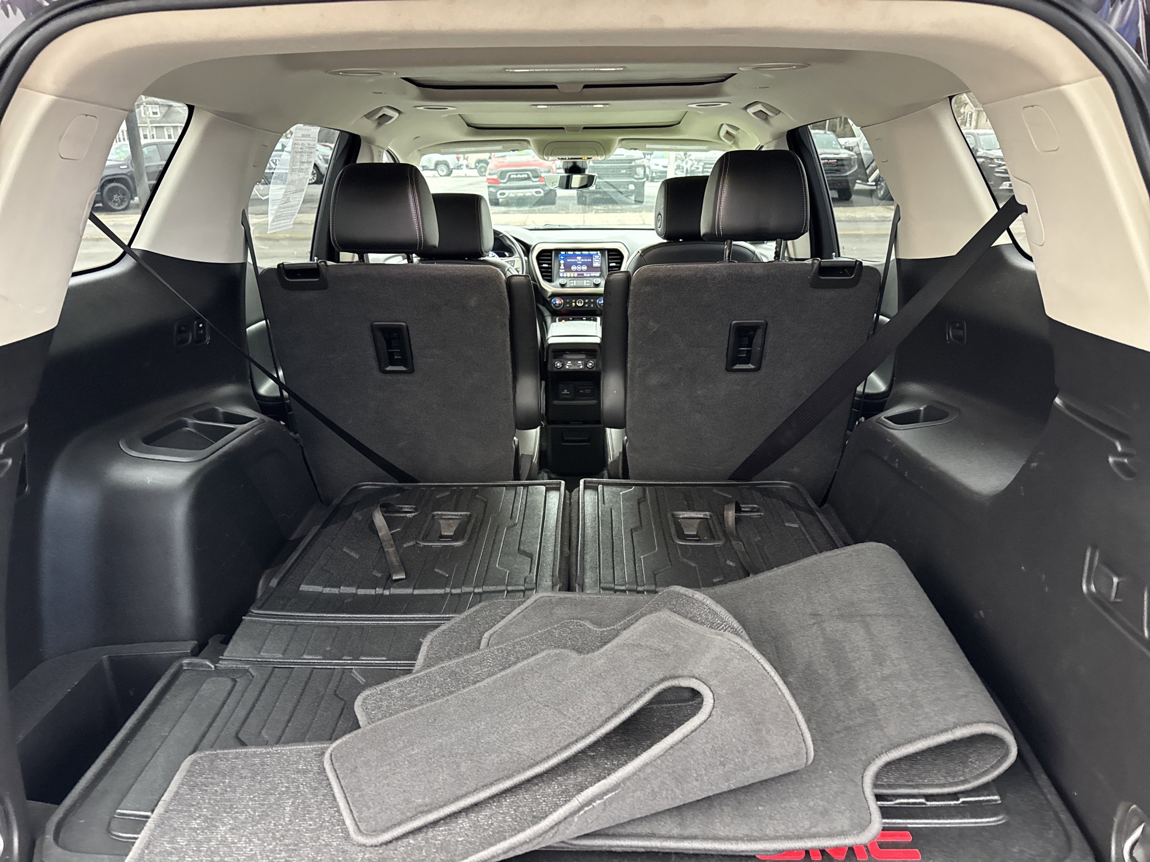 2020 GMC ACADIA DENALI