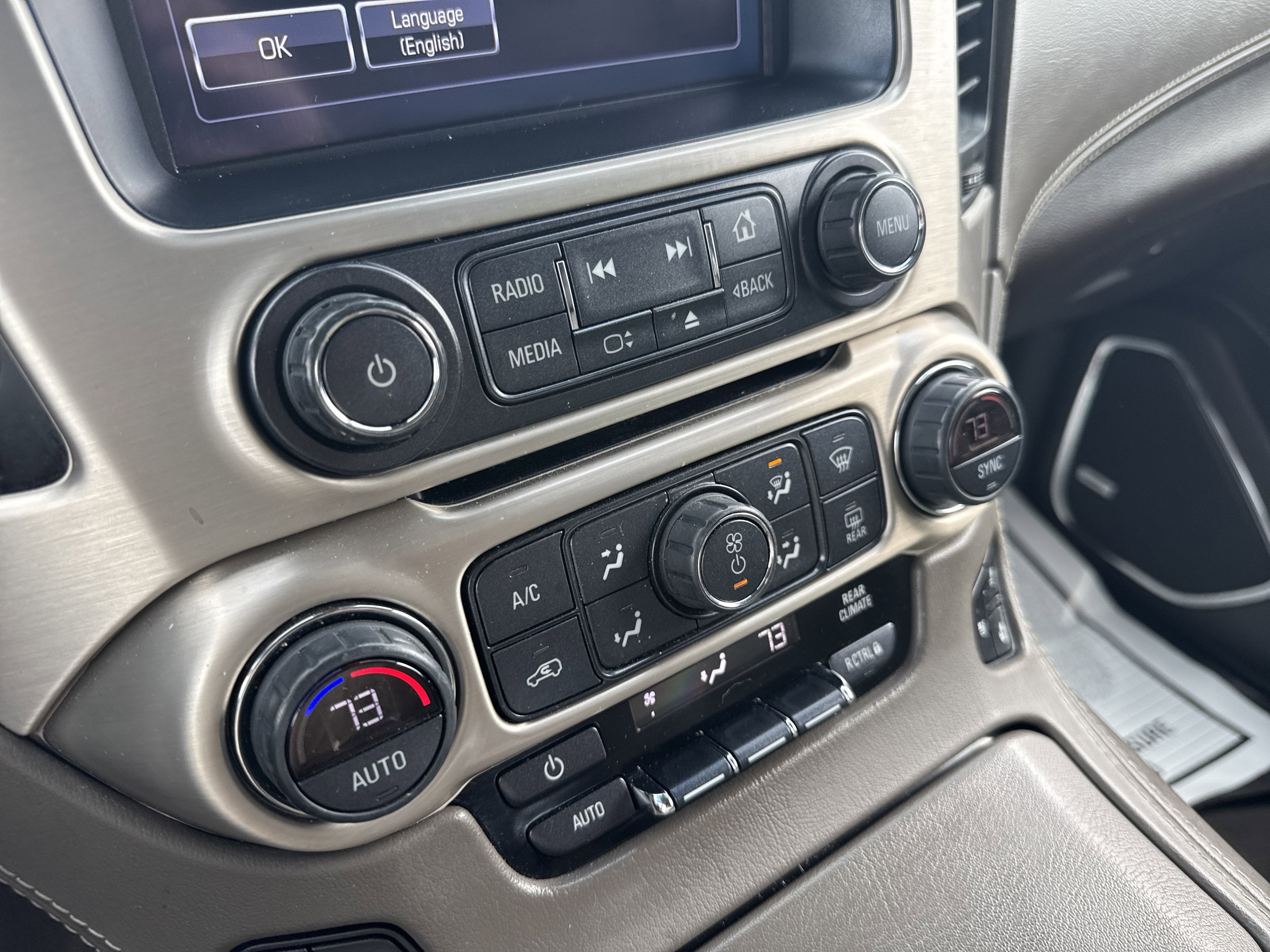 2019 GMC YUKON DENALI