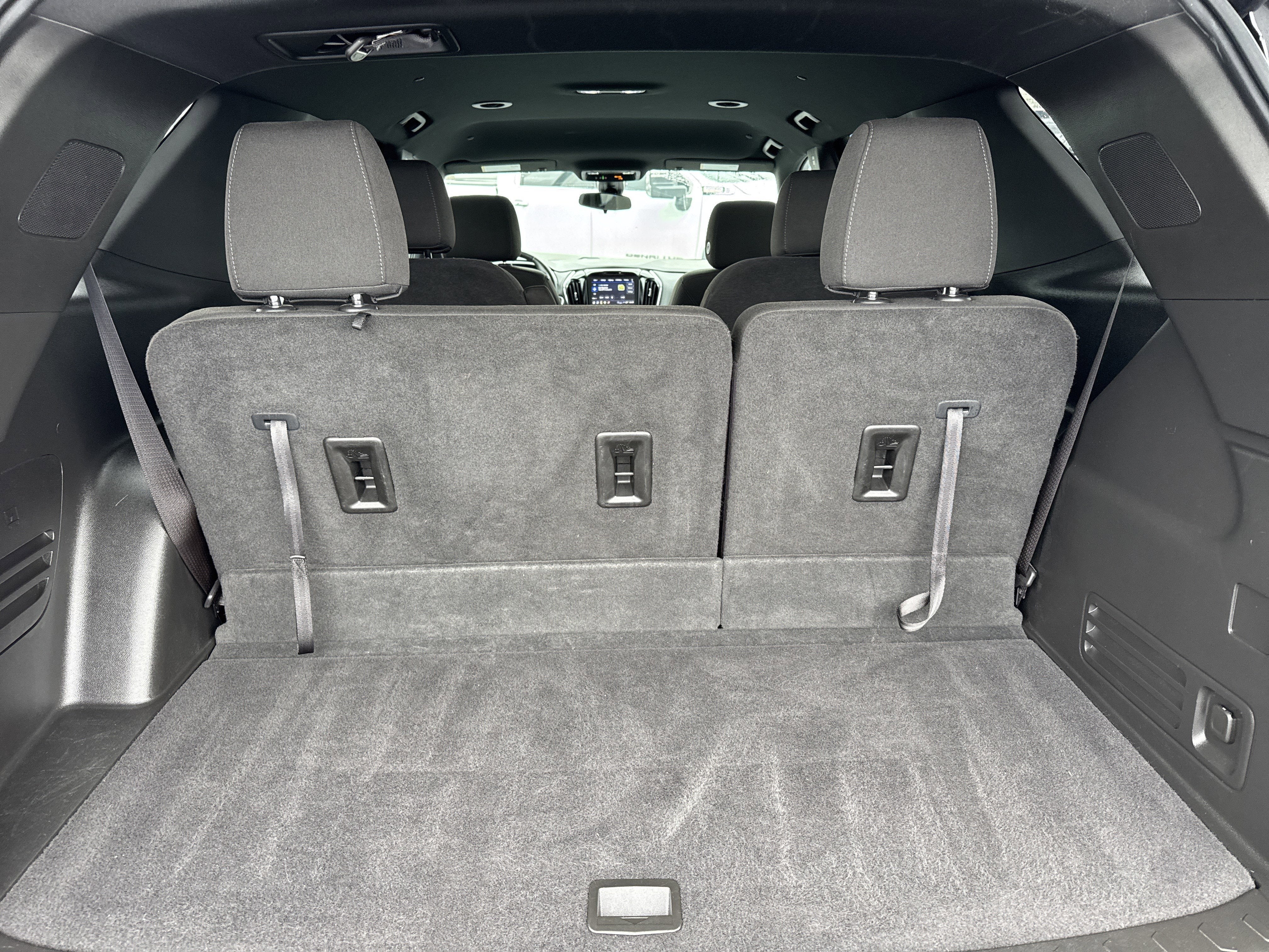 2023 Chevrolet TRAVERSE LT