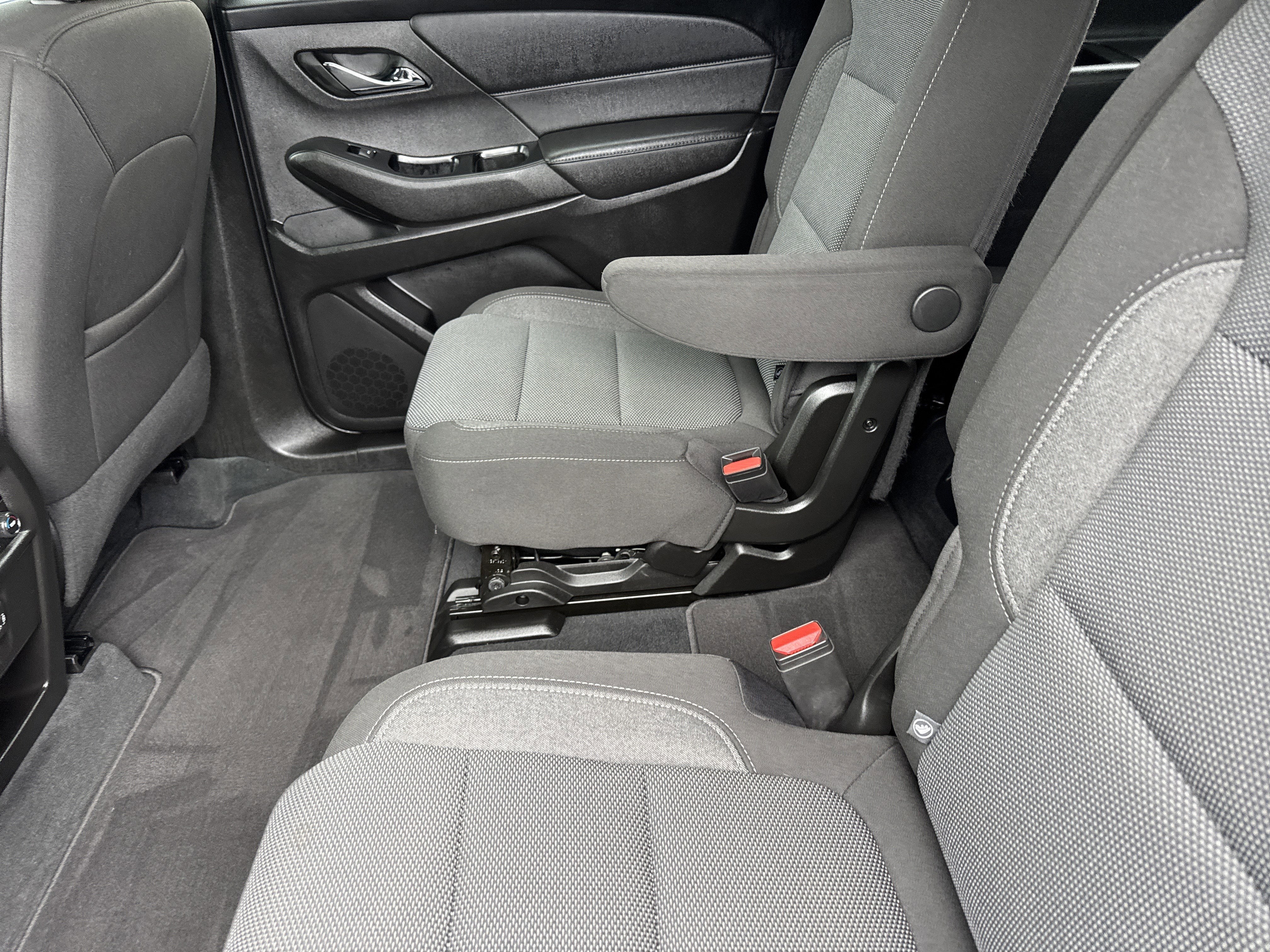 2023 Chevrolet TRAVERSE LT